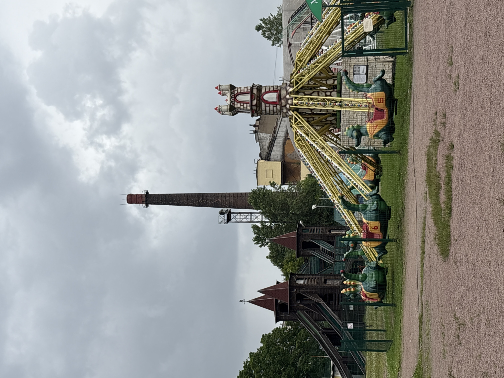 Amusement park rides and attractions in Saint Petersburg
