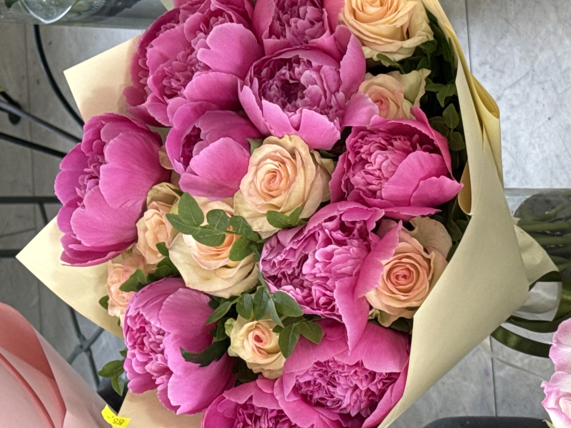 Fresh peony and rose bouquet spotted in Valdlauči, Latvia