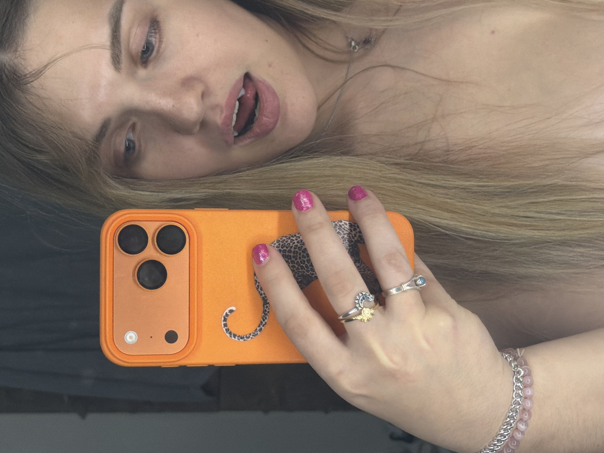 Woman takes late-night selfies in Большая Шильна, Russia