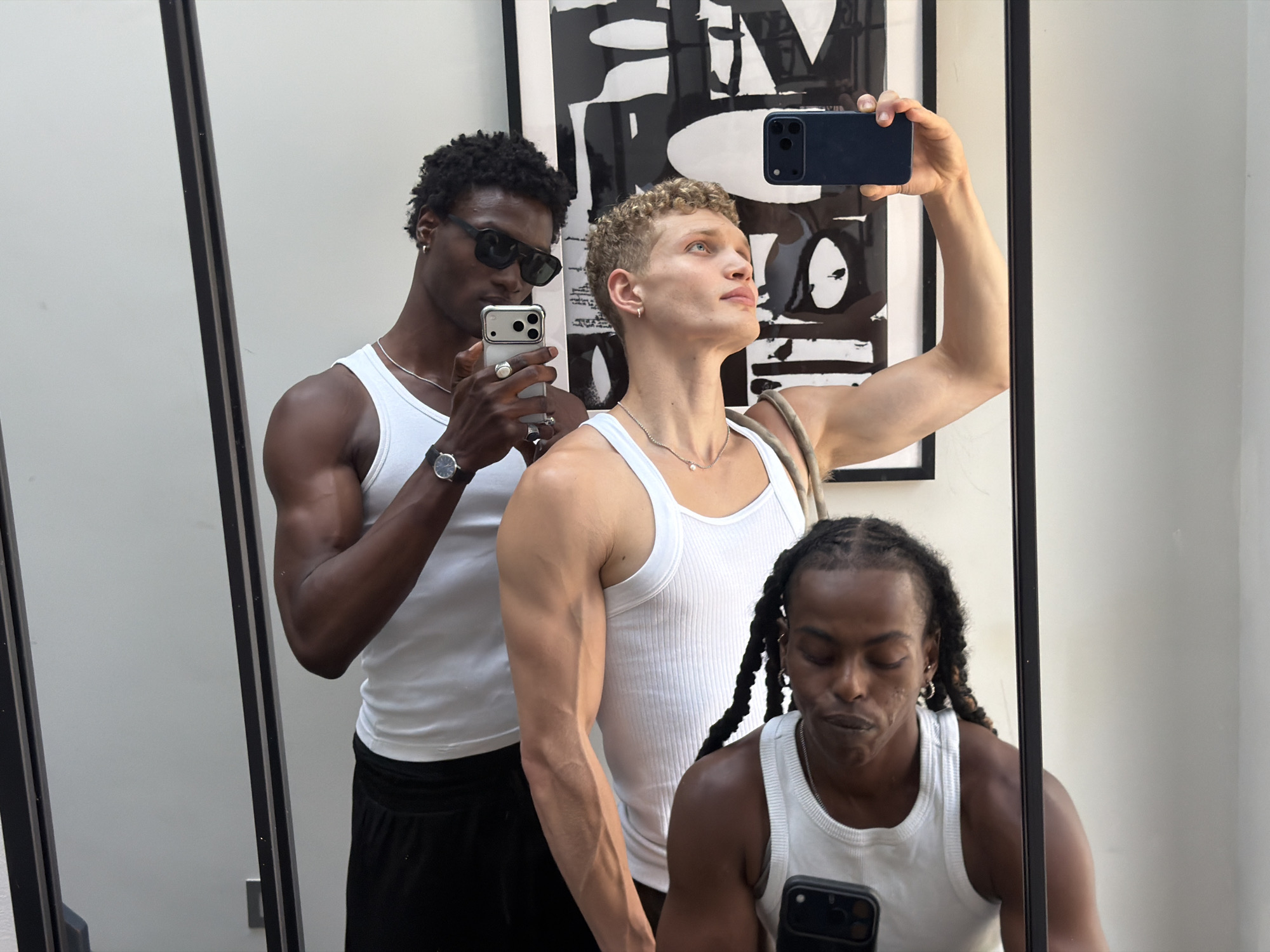 Mirror selfies in summer fits, London afternoon