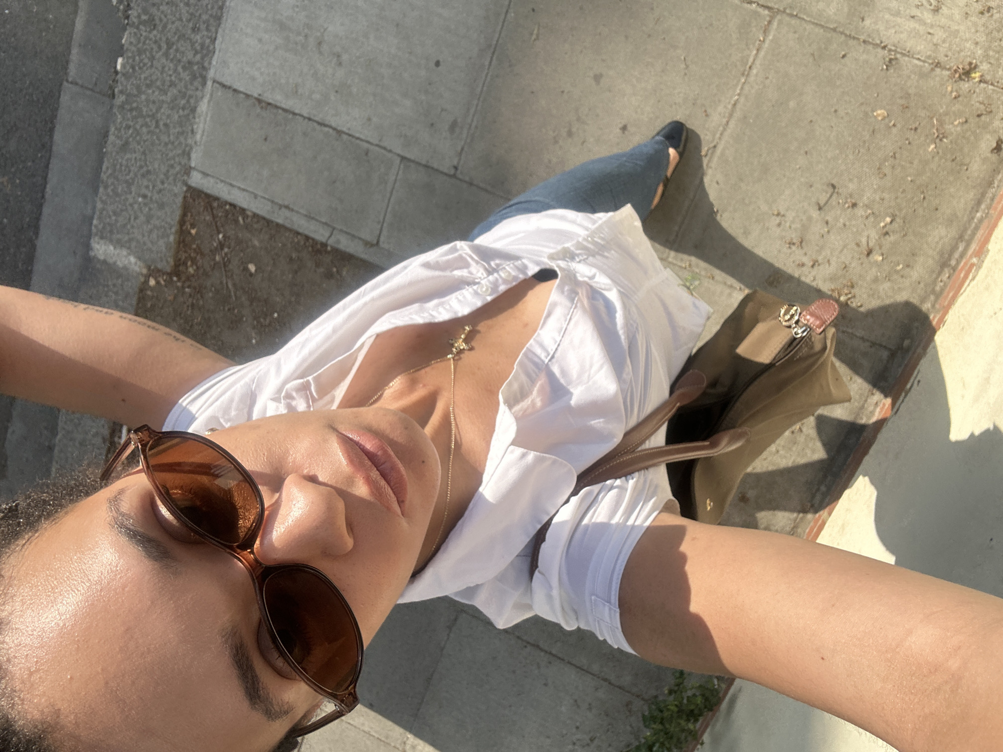 Person in white shirt spotted on London sidewalk
