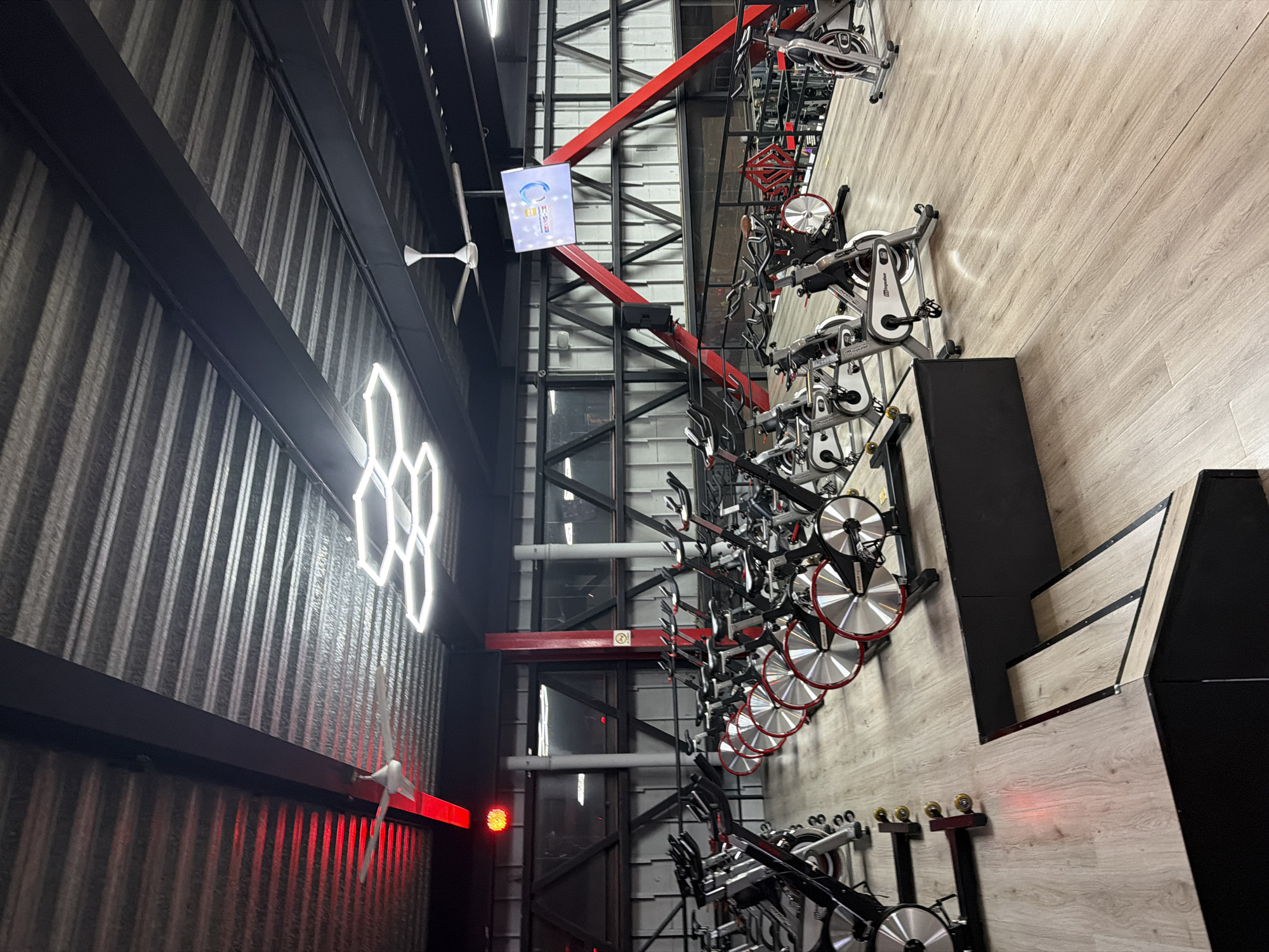 Indoor fitness and retail spaces documented in Cholula