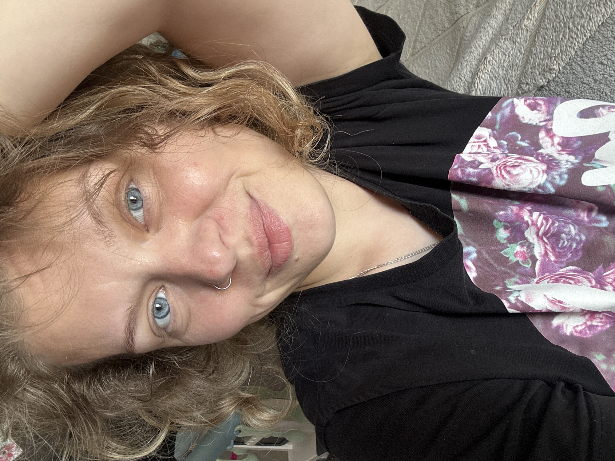 Lazy morning at home in Mikhaylovsk, inside and out