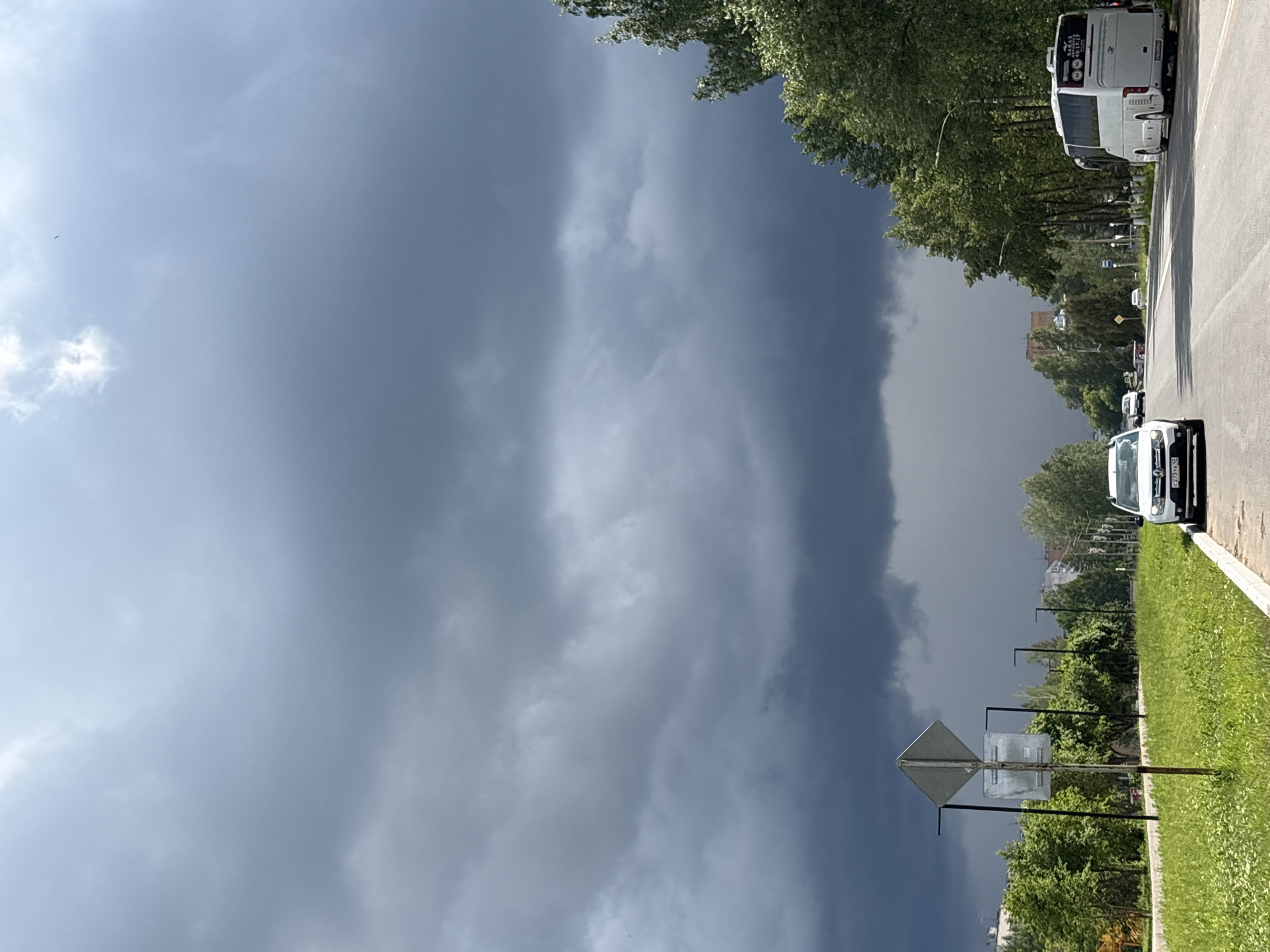 Storm rolls into Kirovo-Chepetsk as the city goes about its morning