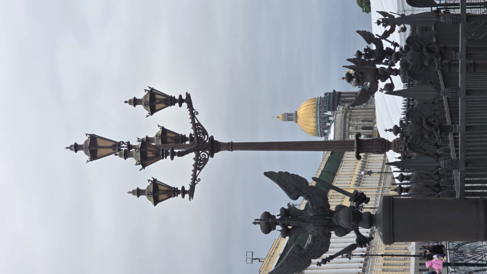 St. Petersburg architecture documented by witnesses over 10 minutes