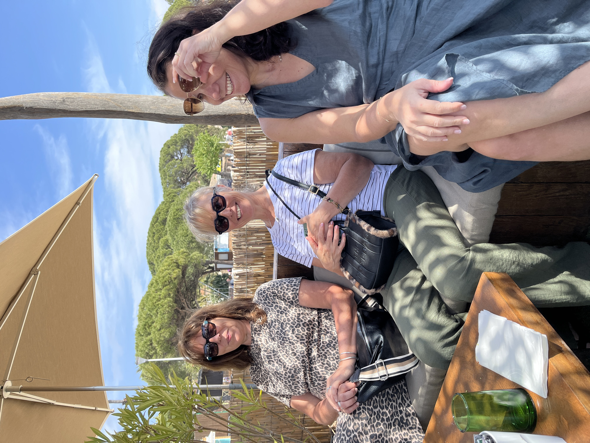 Tourist takes selfies at Sainte-Maxime landmarks during brief photo session