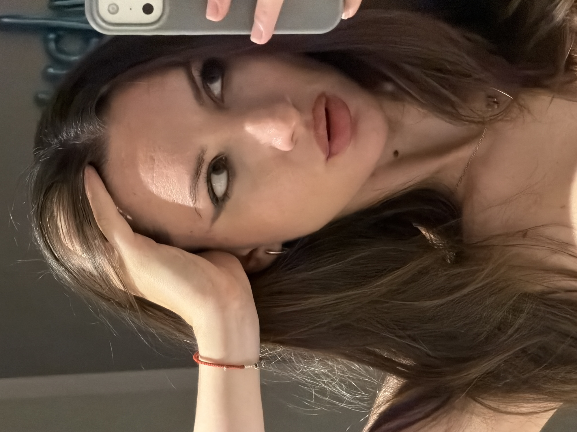 Getting ready in Sharm El Sheikh: selfies and mirror shots