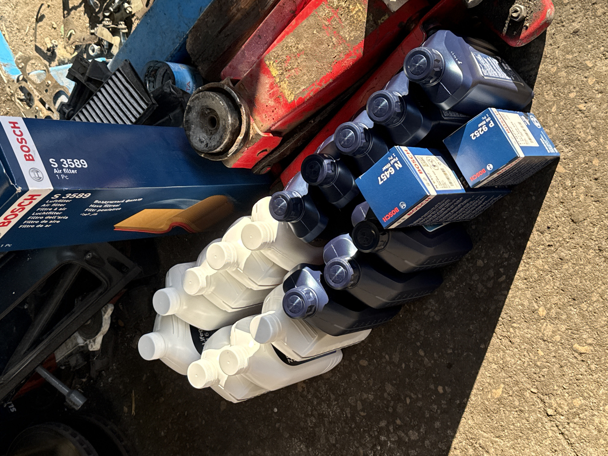 Automotive parts and tools spotted at Varna repair facility