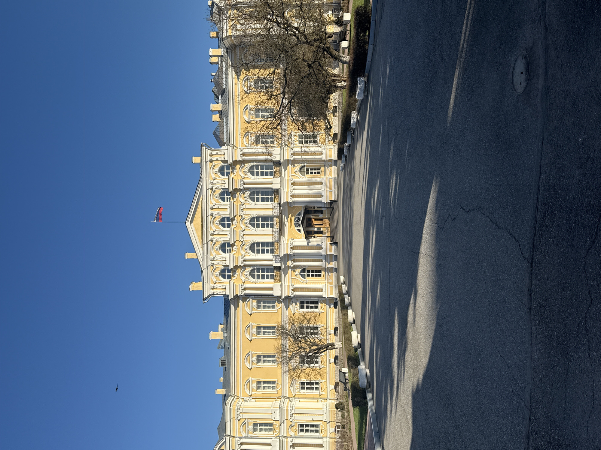 Tourist captures afternoon scenes of historic Saint Petersburg architecture