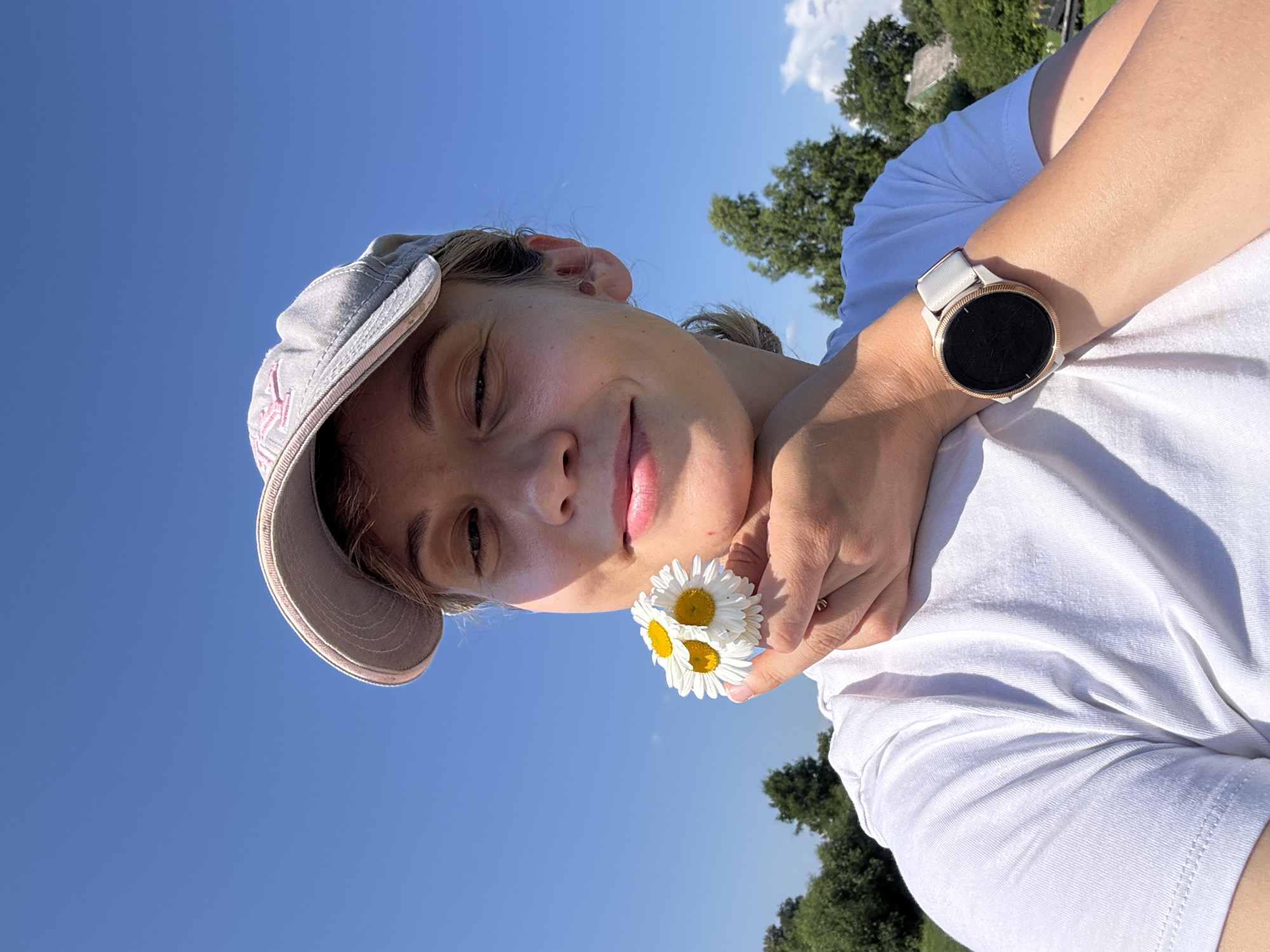 Summer afternoon in a Rezekne garden, daisies and all