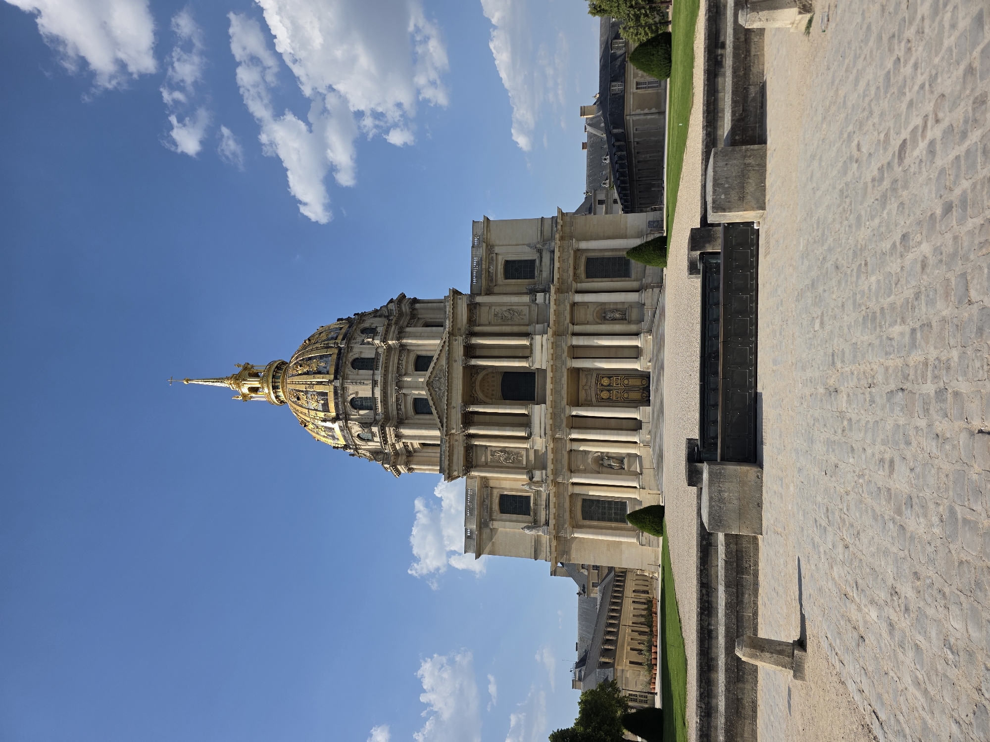 Close looks at the golden dome of Les Invalides, Paris