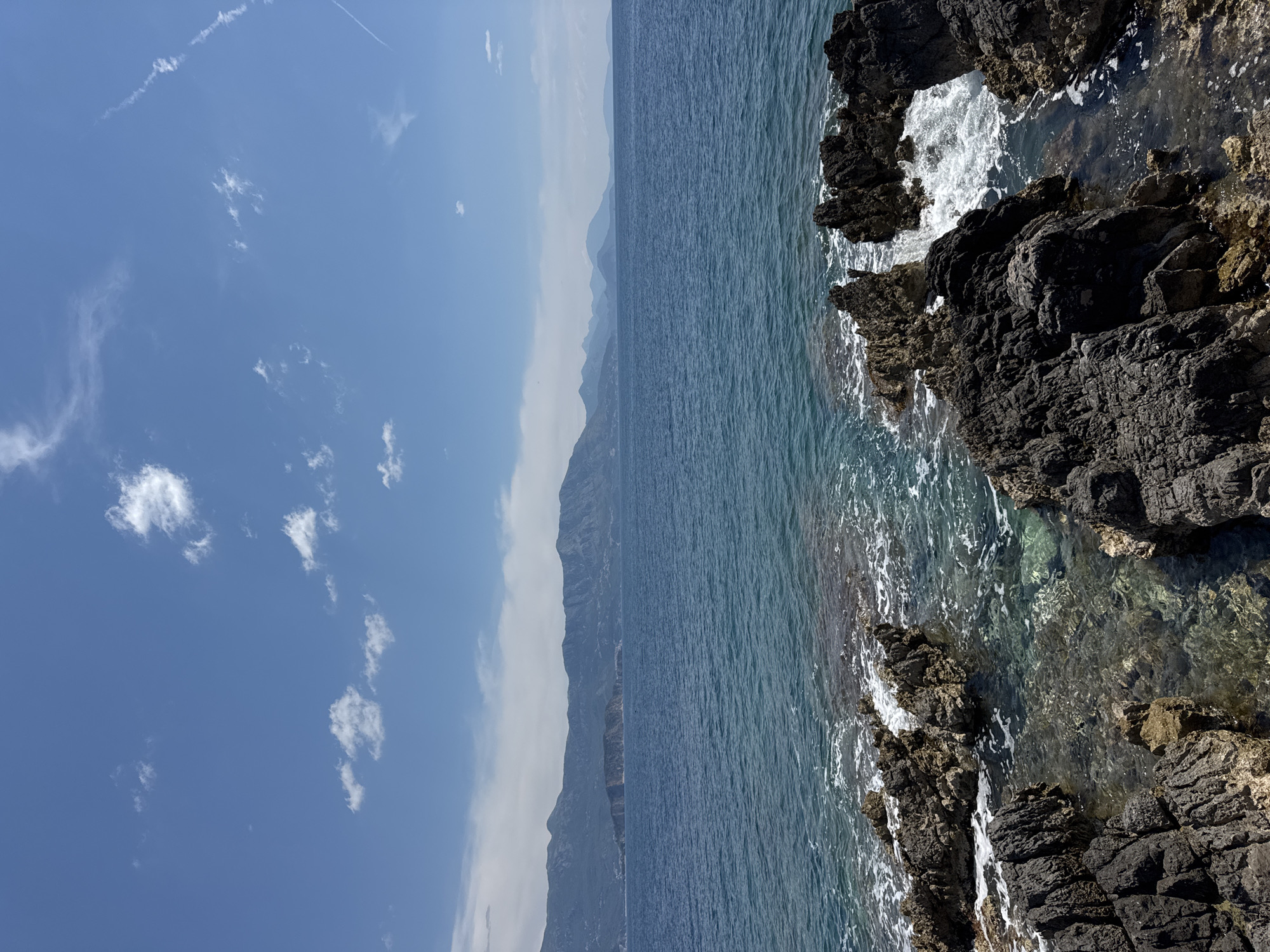 Coastal waves documented at Višnjevo, Montenegro rocky shoreline