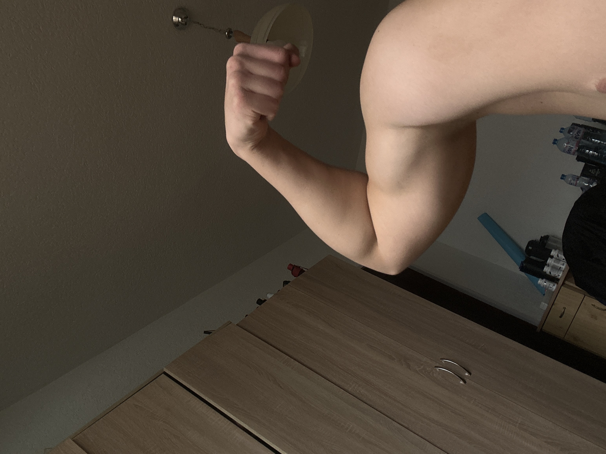 Young man's gym workout session documented in Zlatograd, Bulgaria