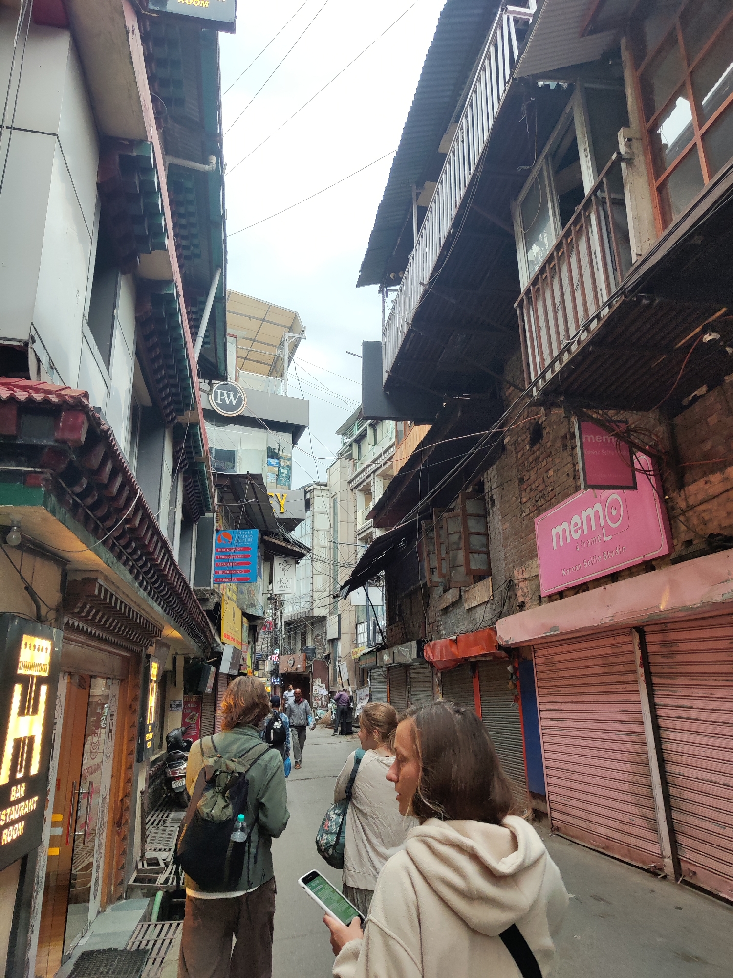 Late night pedestrians spotted near rooftop restaurant in Bhagsu