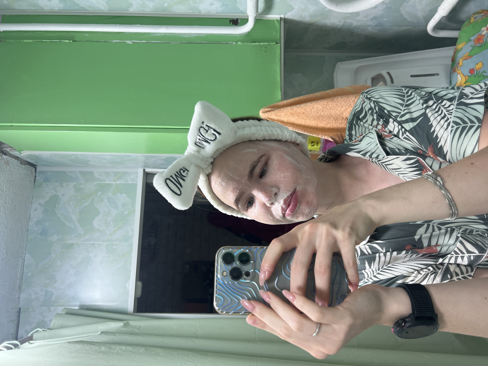 Bathroom routine selfies in Chaikovsky, Russia
