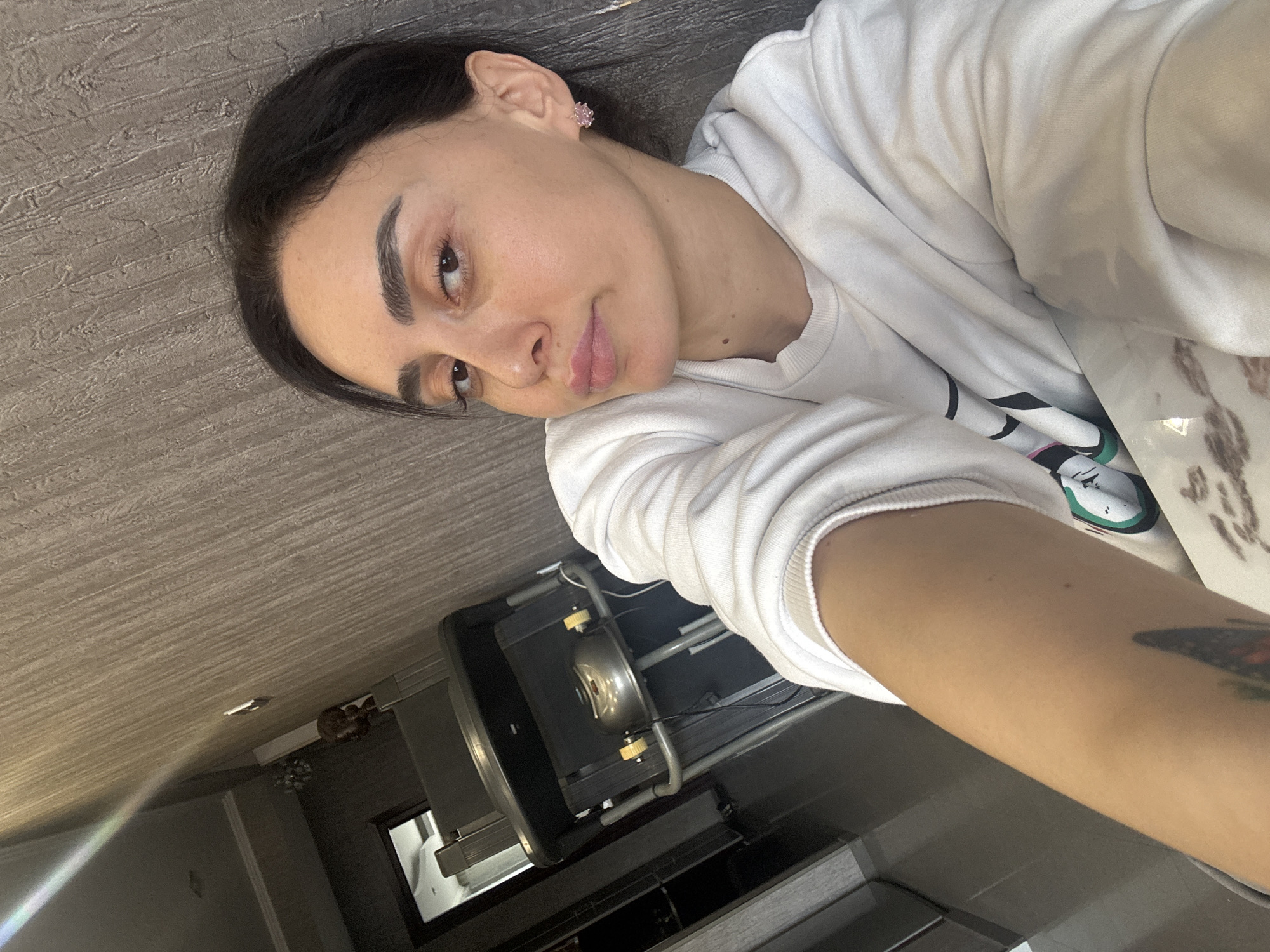 Woman documents afternoon selfies and baking in Tbilisi home