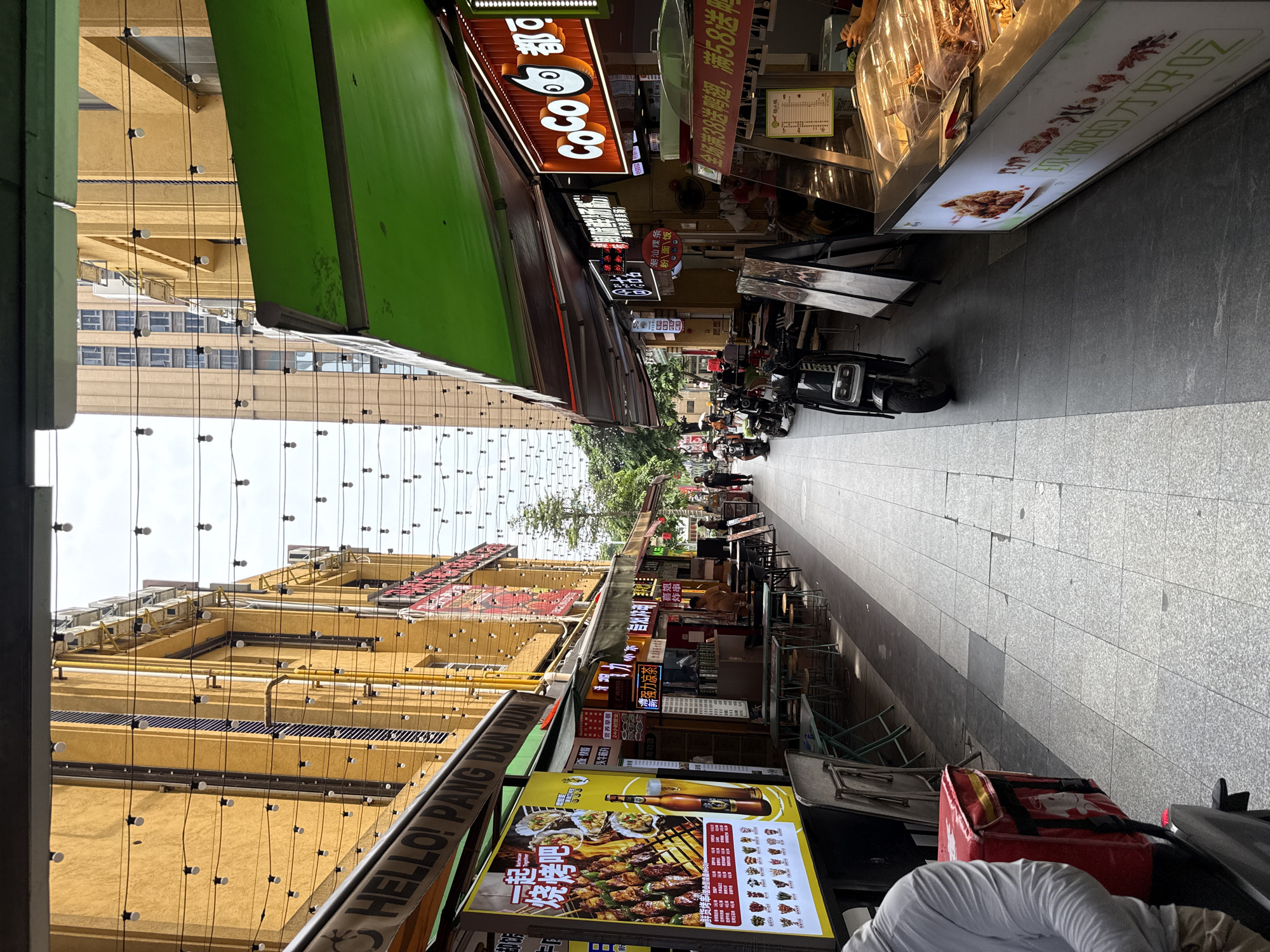 Haizhu District streets, red lanterns, and everyday urban life