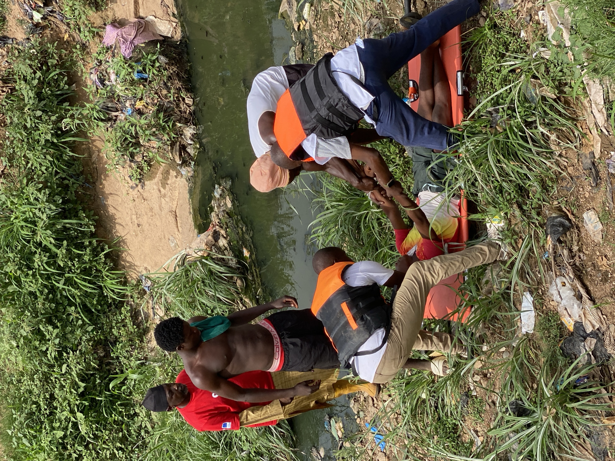 Nigerian Red Cross conducts water rescue operation in Nassarawa