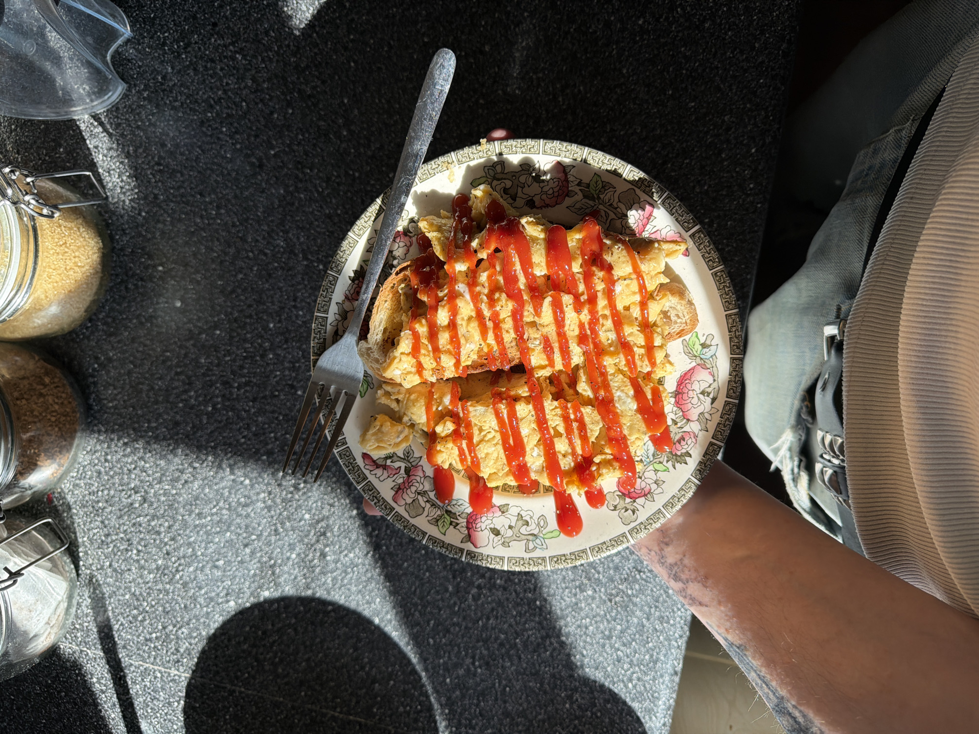 London resident enjoys scrambled eggs and ketchup lunch