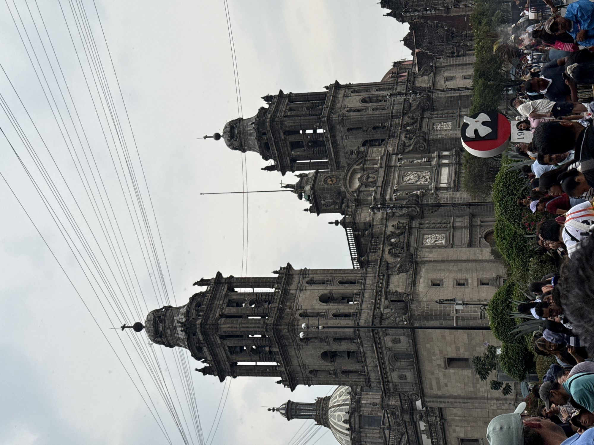 Evening street photography captures Mexico City's historic architecture