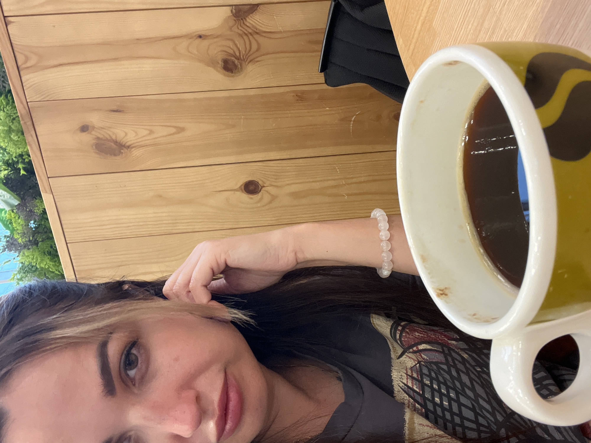 Café selfies and Aeroflot tarmac shots during an airport layover