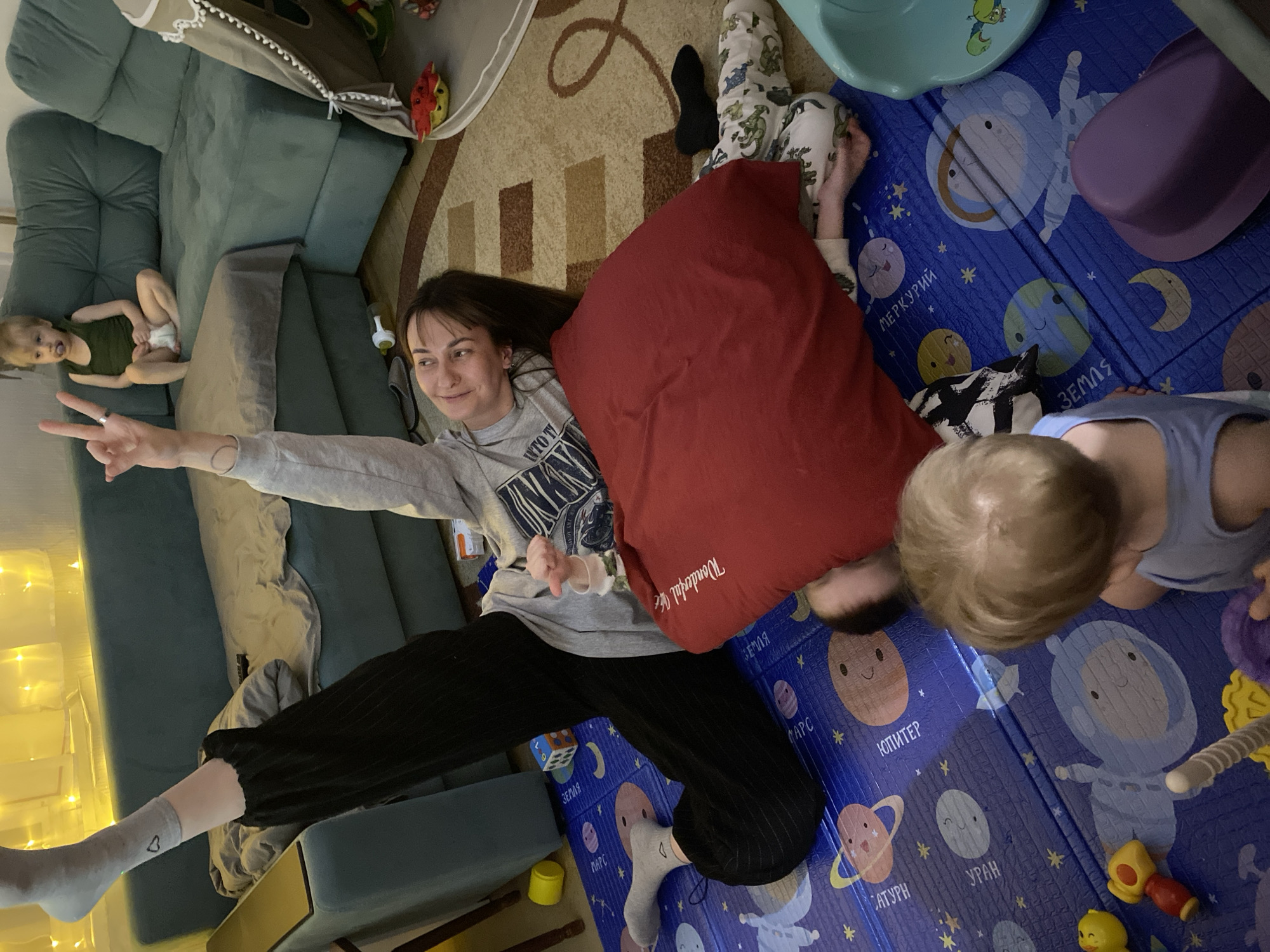 Parent and child enjoy lightsaber playtime in Votkinsk home