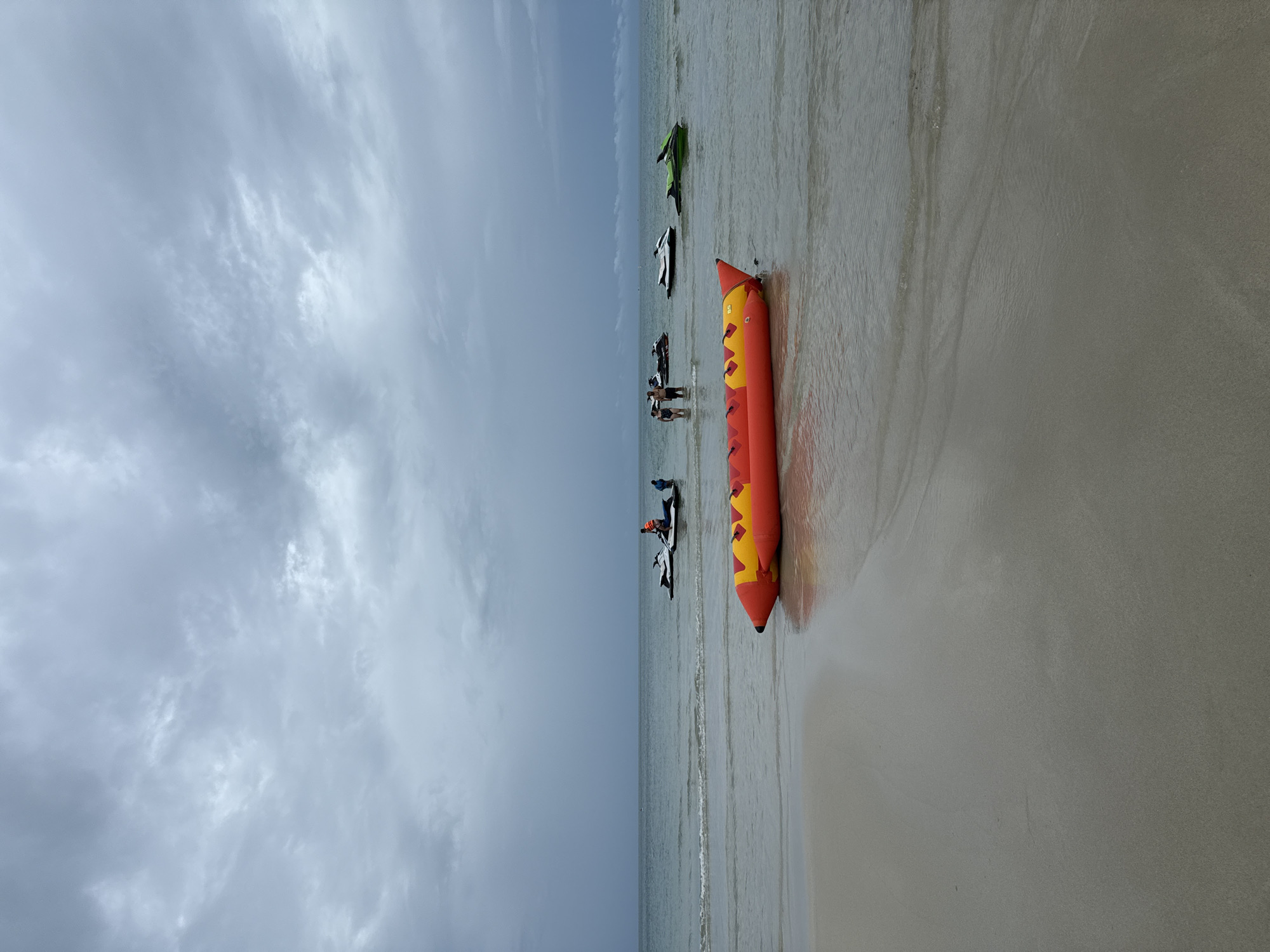 Ko Samui morning: beaches, a carousel, and street-level finds