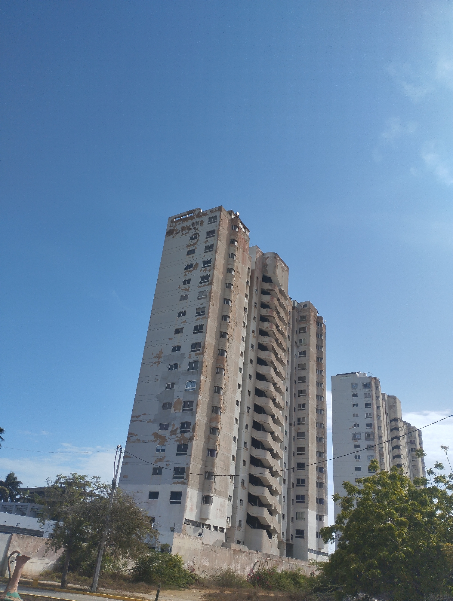 Daily life moments captured across Porlamar, Venezuela evening