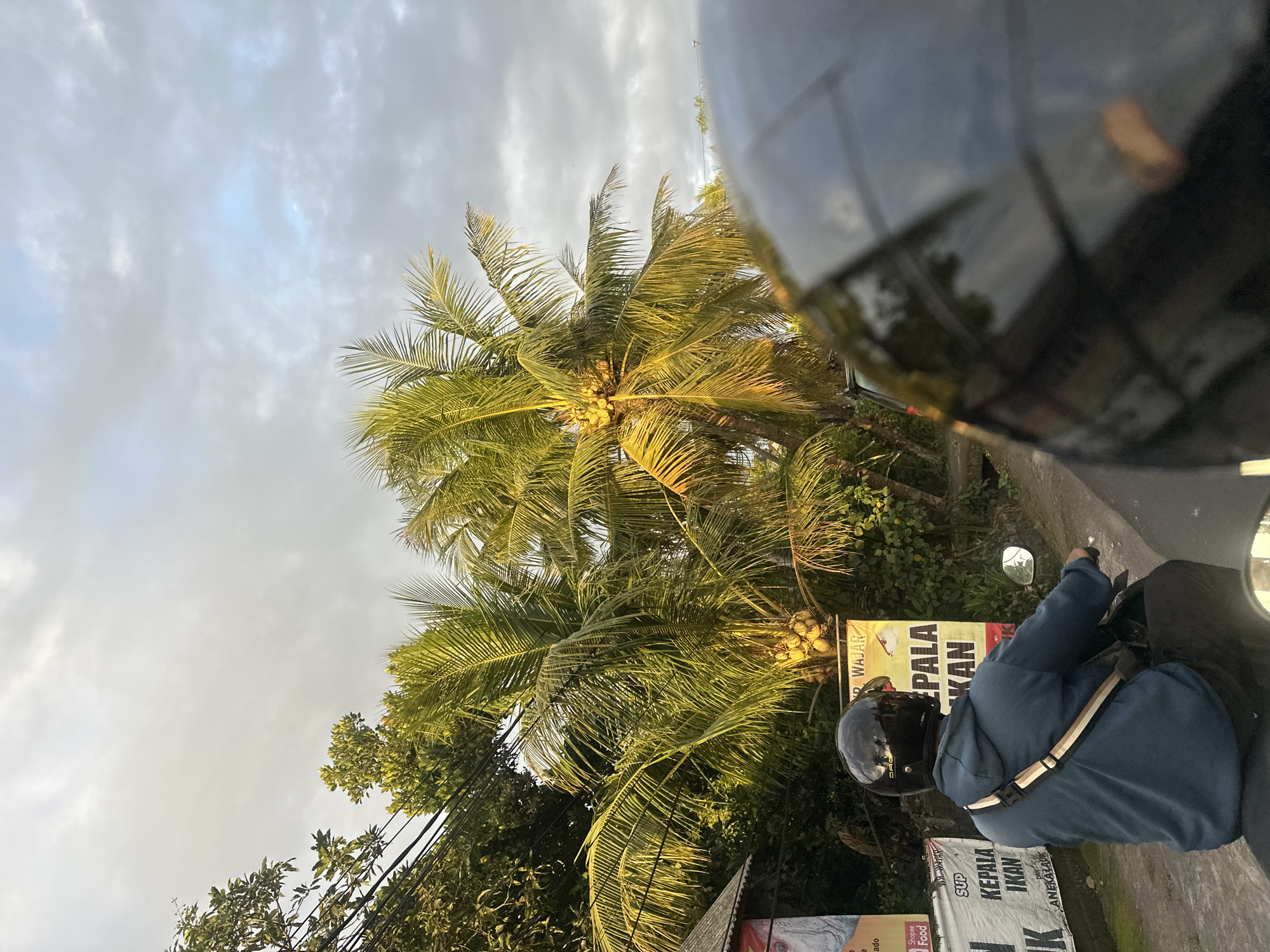 Morning street scenes documented in Sukawati, Indonesia
