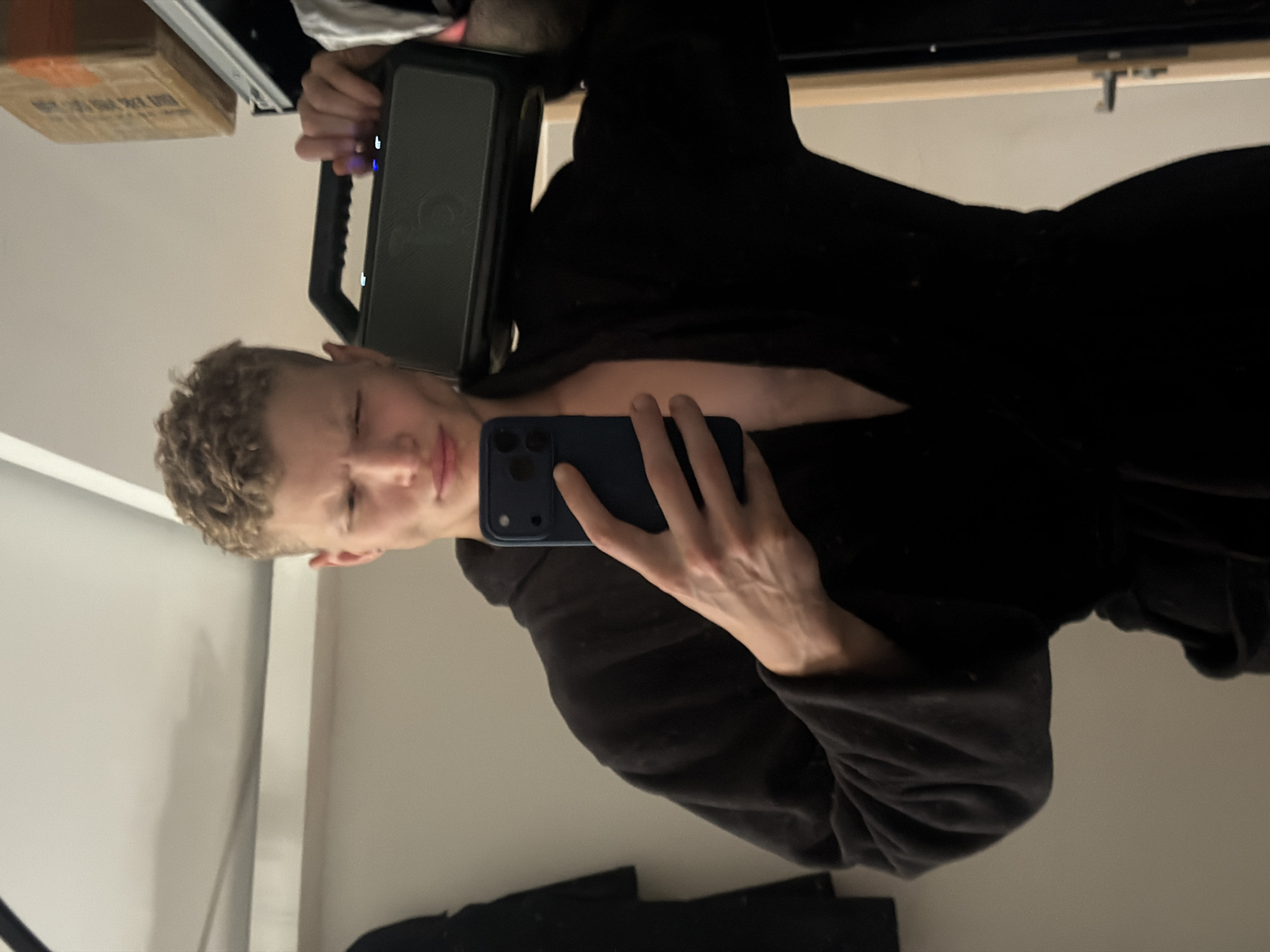 Mirror selfie and morning playlist check-in, London