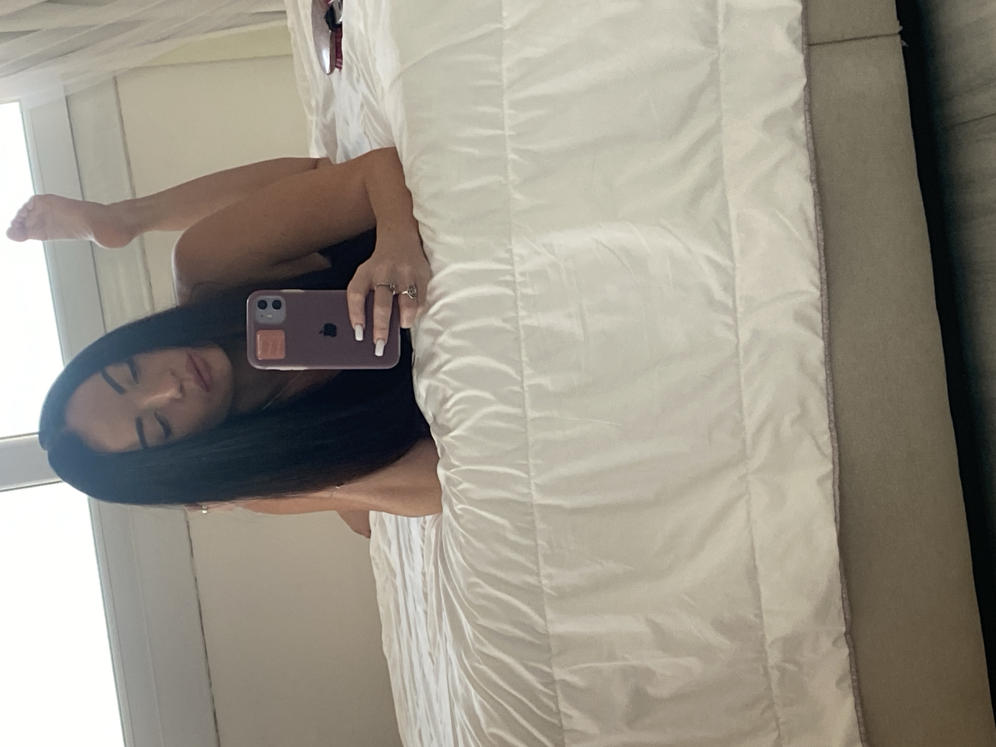 Hotel room afternoon: yoga, selfies, and downtime in Sharm El Sheikh
