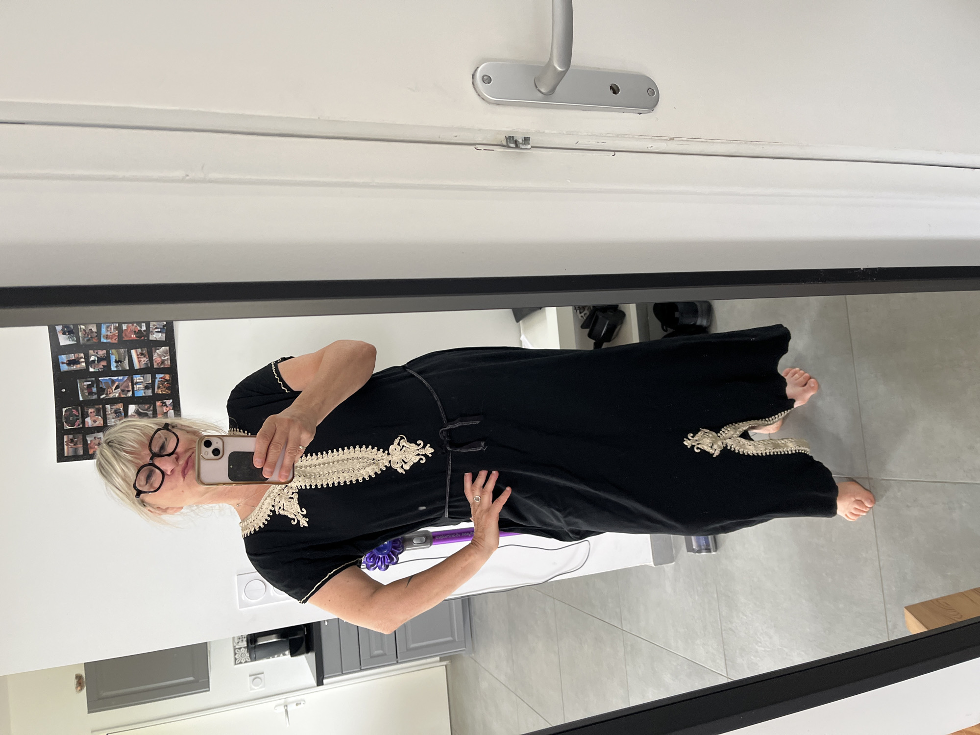 Woman captured in casual indoor moments in Chambœuf