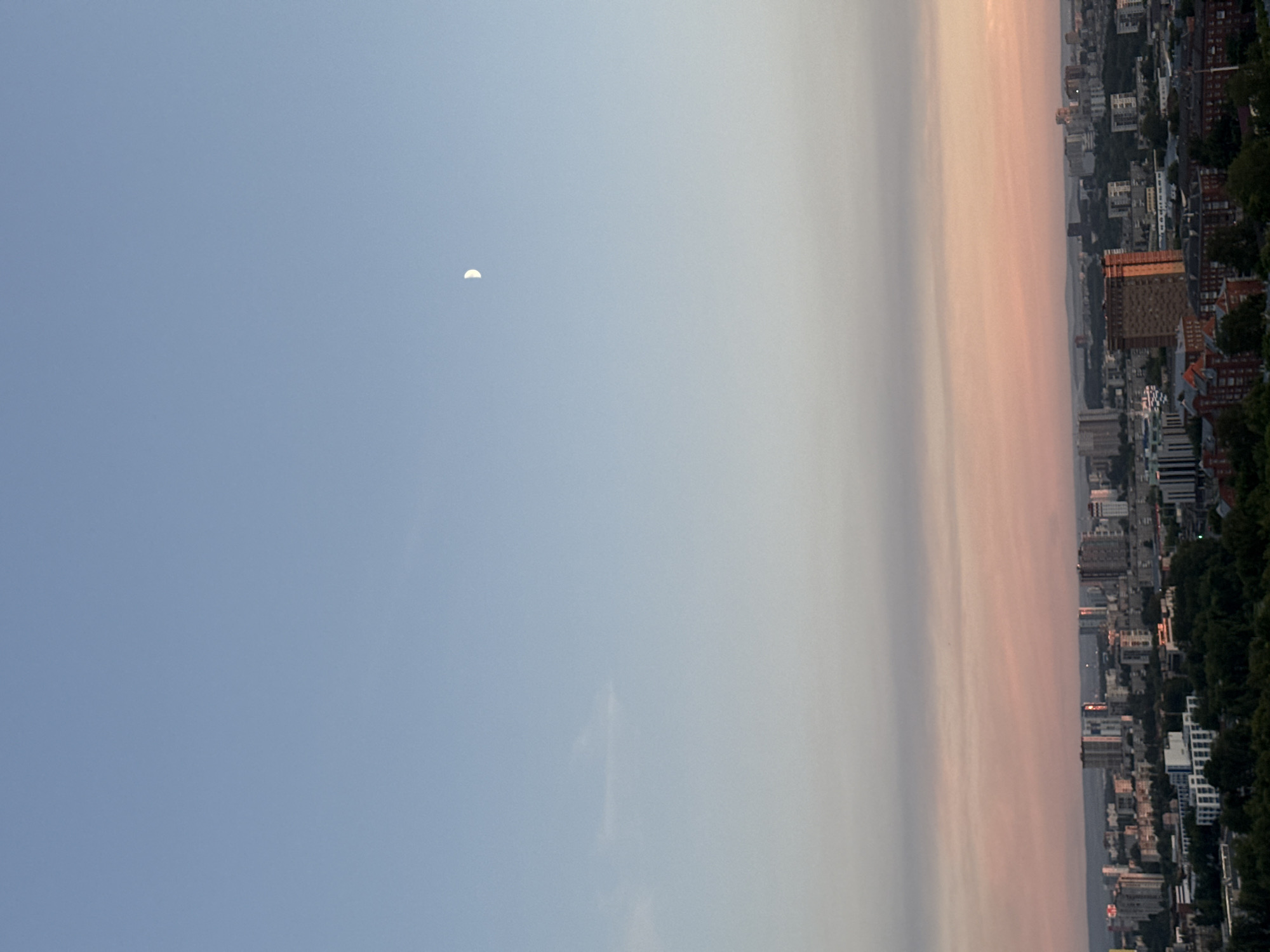 Dusk skies, cozy interiors, and close-up textures from one afternoon