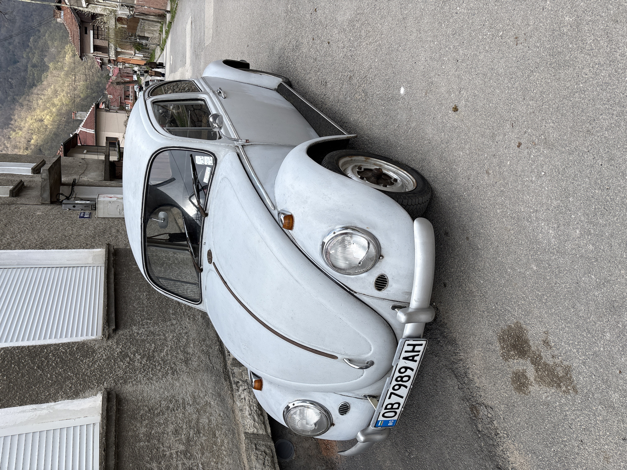 White Volkswagen Beetle spotted parked in Teteven, Bulgaria