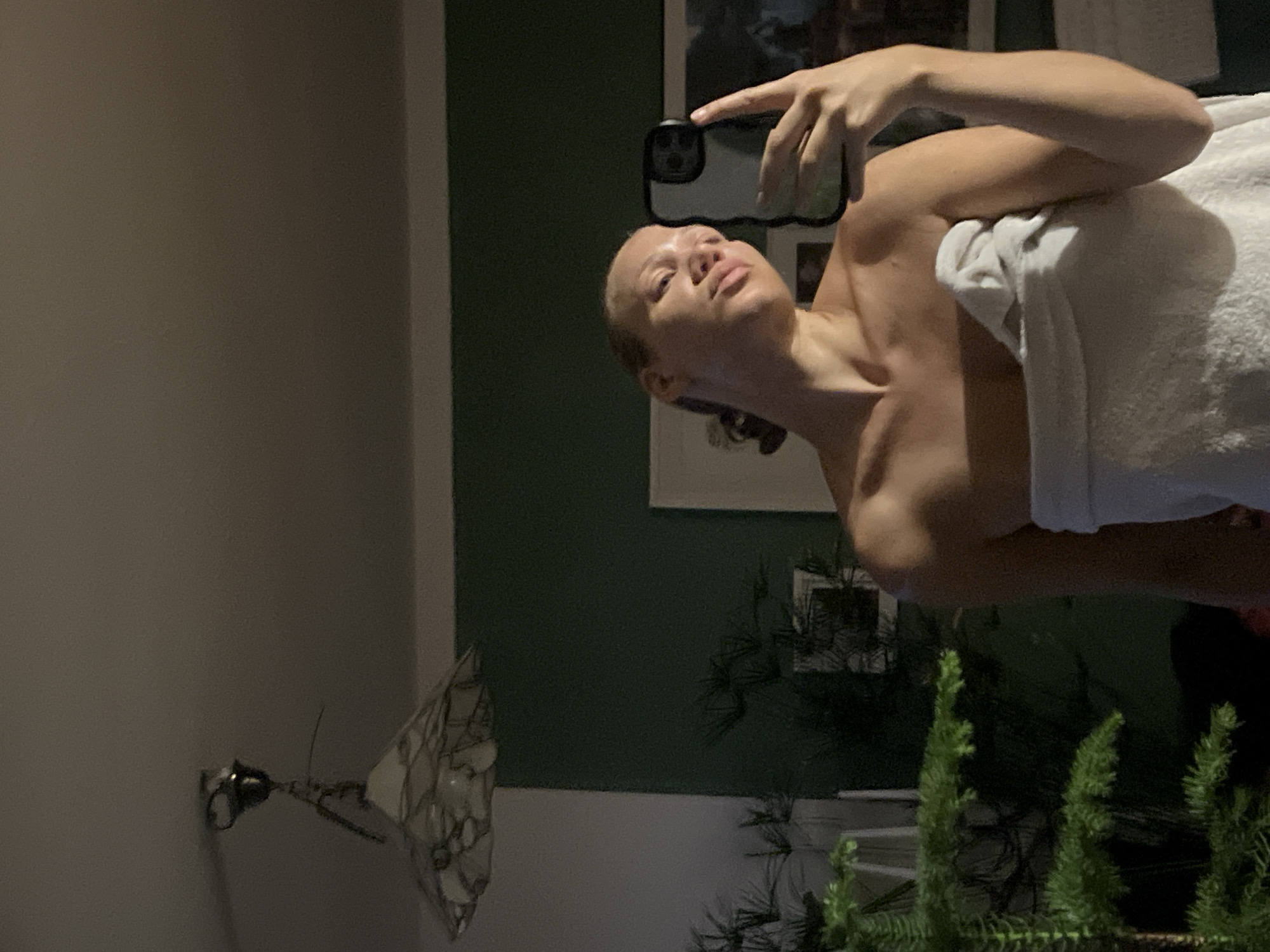 Relaxed evening selfie session at home in Mühldorf