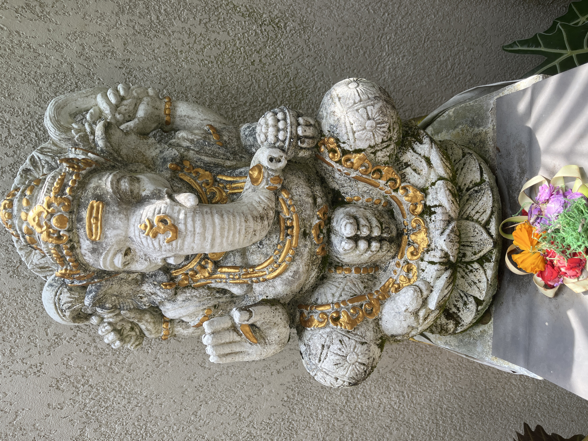 Traditional Indonesian decorative arts documented in Tegallalang