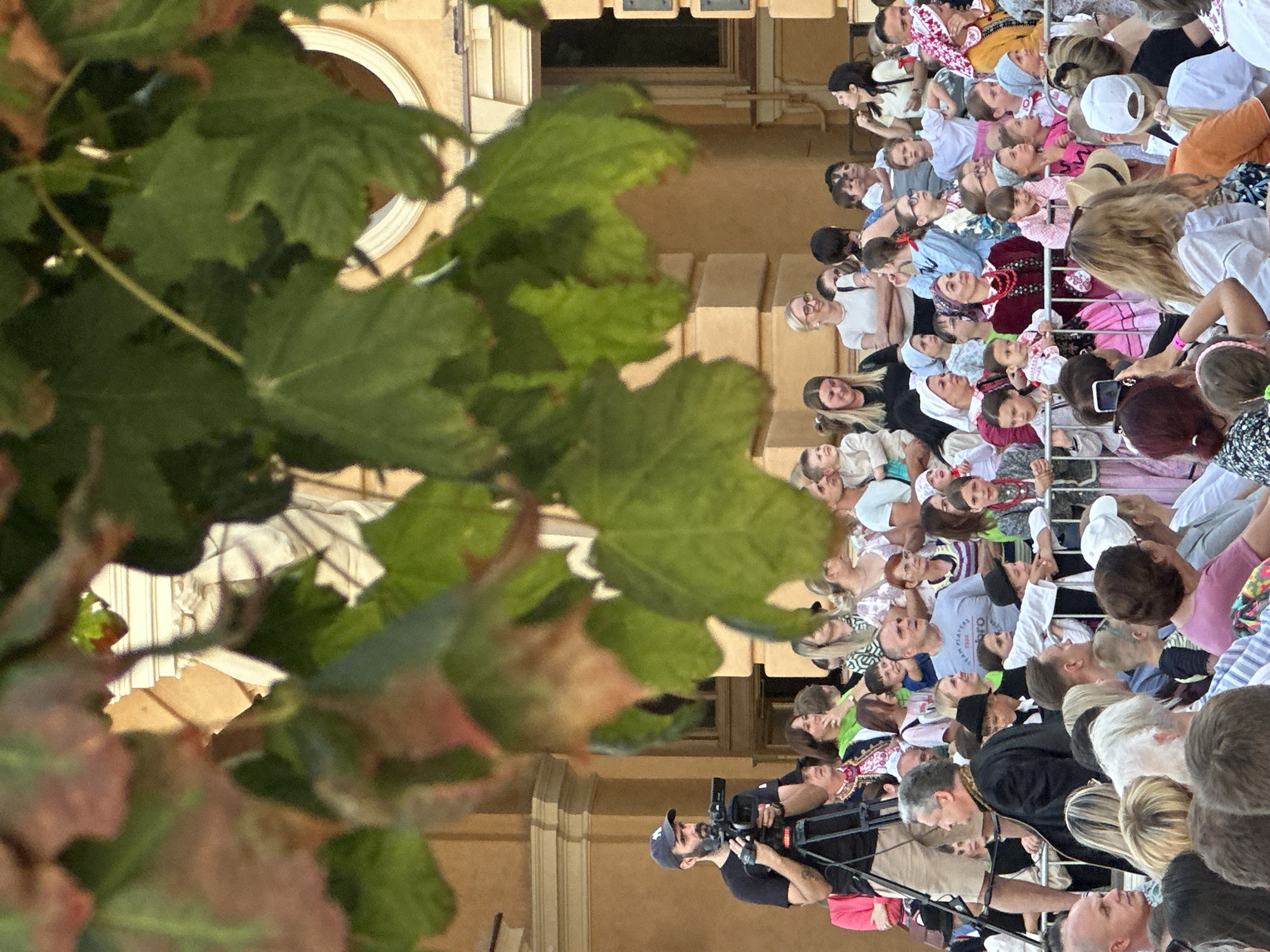 Folk festival fills Nowy Sącz Market Square with multicultural performances