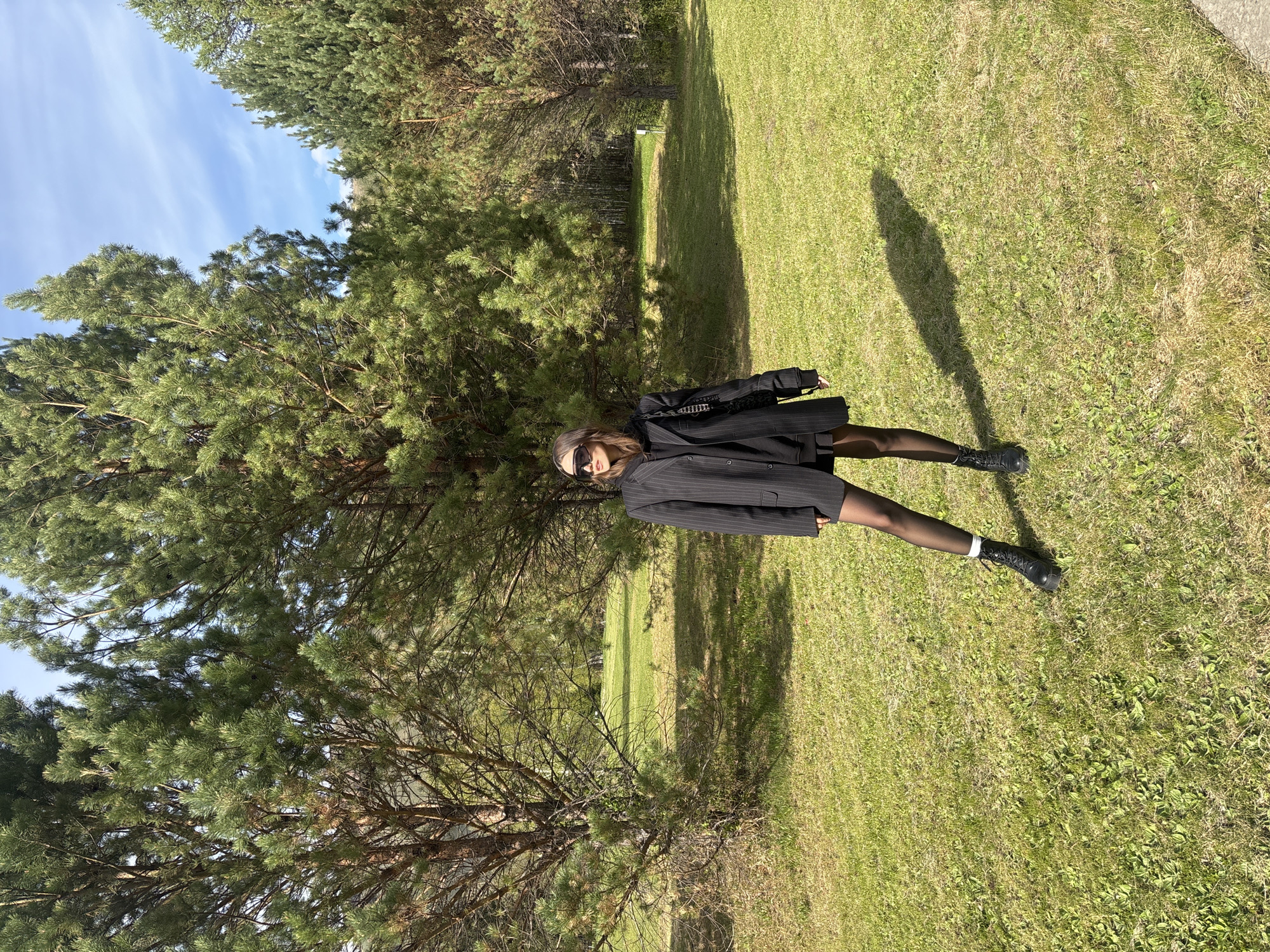 Two people spotted in outdoor Krasnoyarsk locations Saturday morning