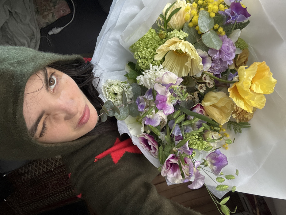 Valentine's Day moments documented across Paris neighborhoods