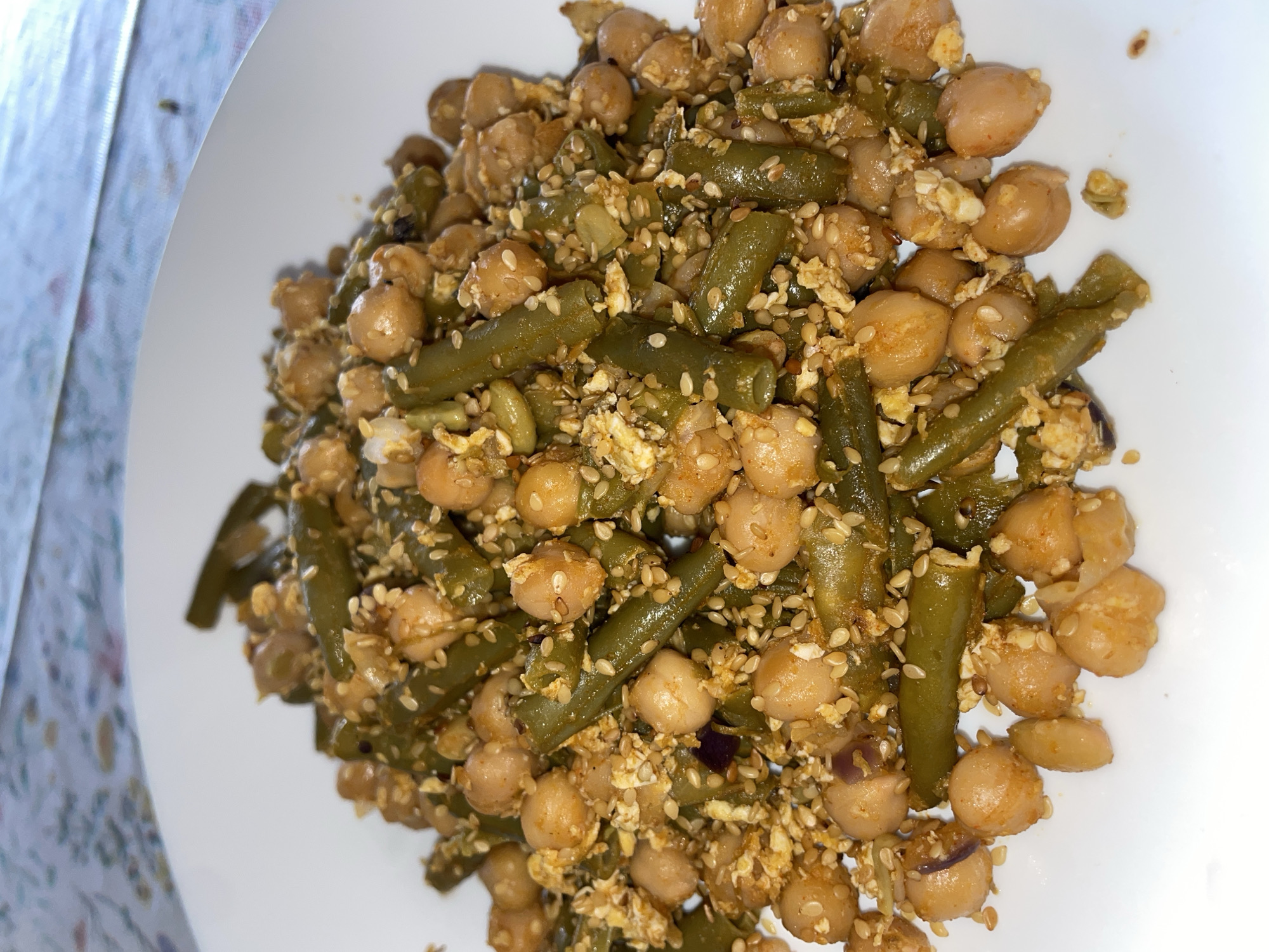 Vegetarian meal with green beans and chickpeas photographed in Germany