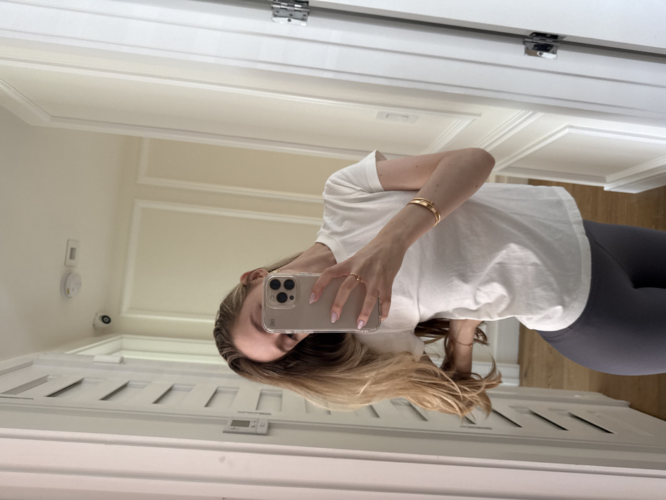 Woman Takes Mirror Selfies in Coral Gables Home