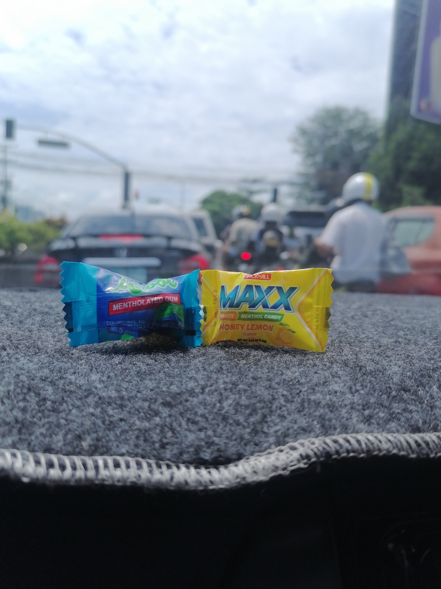 Routine urban moments captured in early morning Davao City
