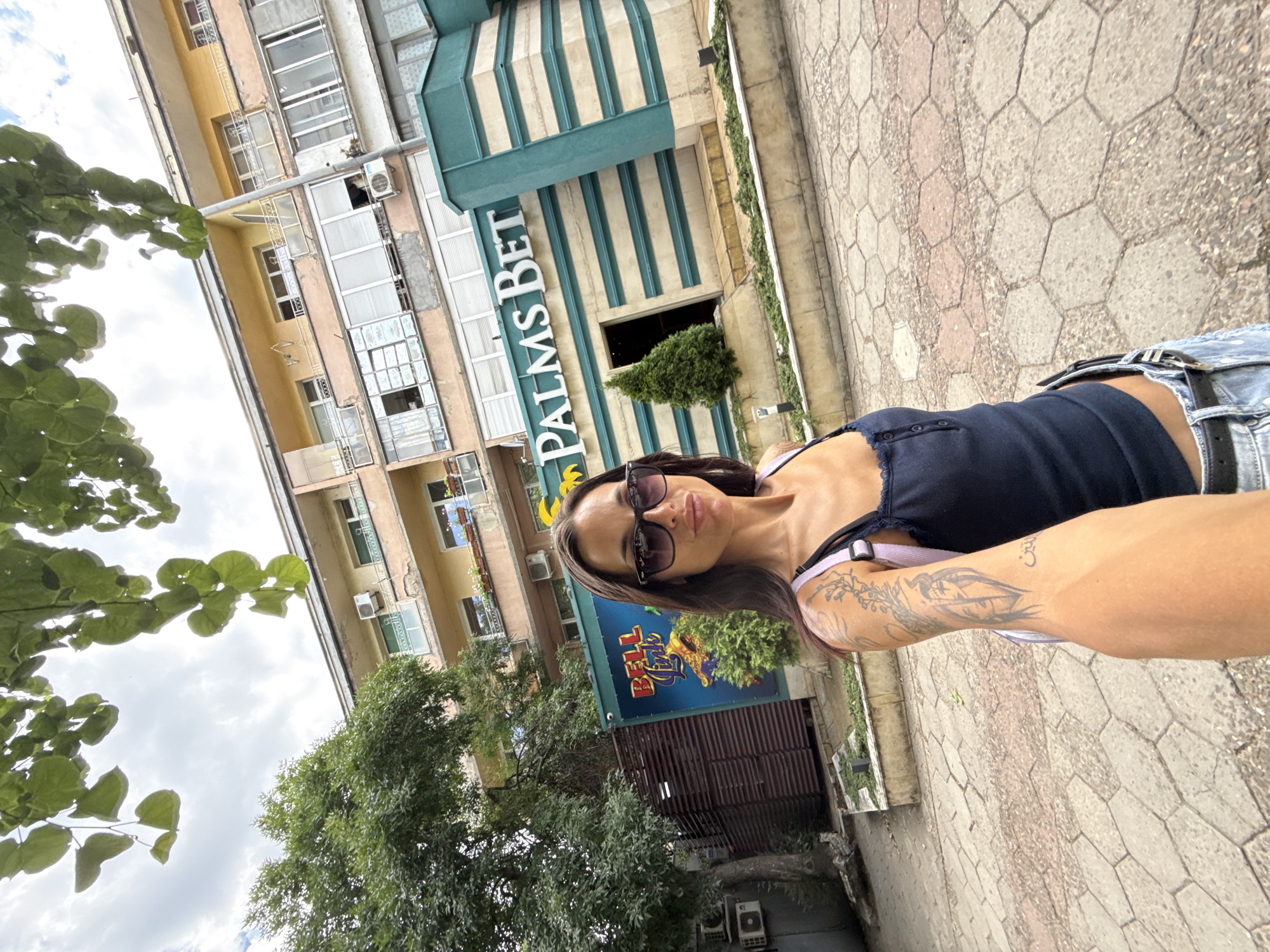 Afternoon snapshots around Pleven — selfies, flowers, food, and street art