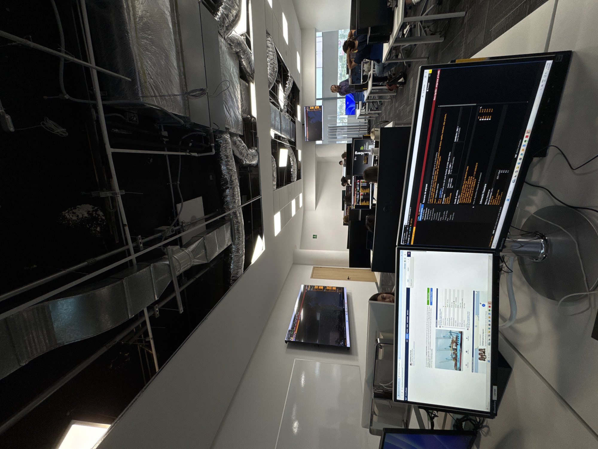 Evening work activity observed across Puebla office and studio spaces
