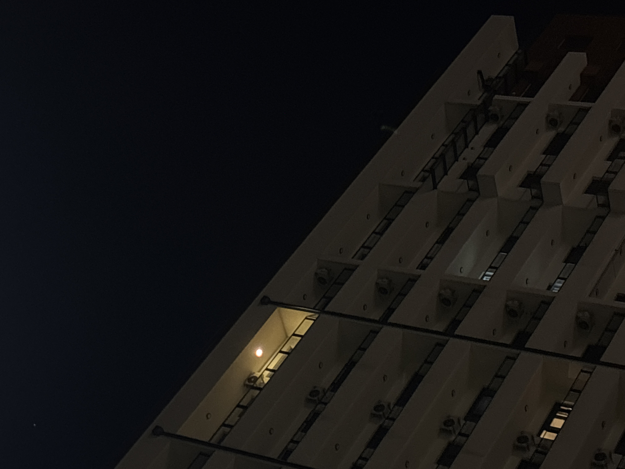 Evening observations document Belgrade cityscape and nighttime scenes