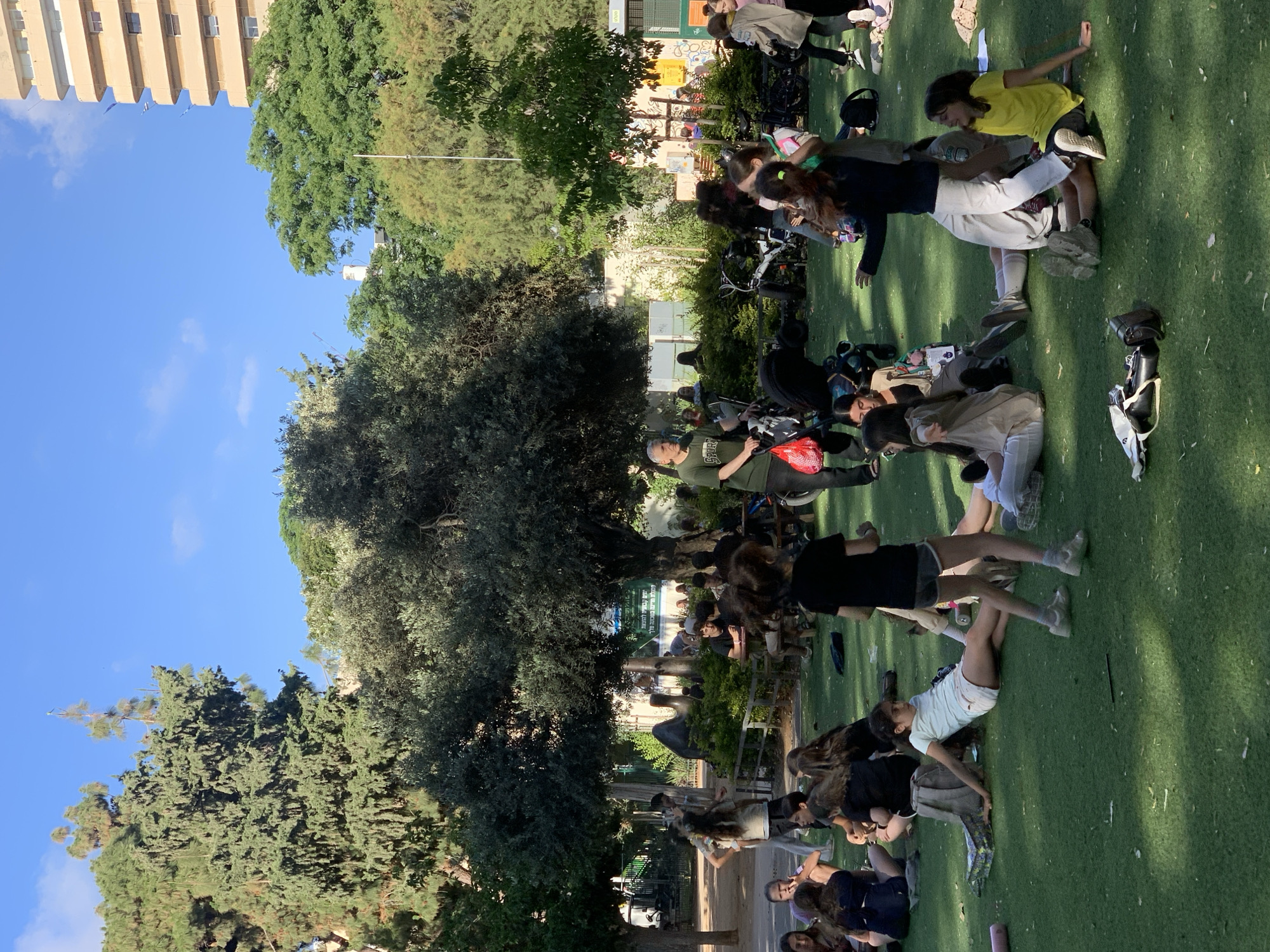 Tel Aviv daily life captured across parks, streets, construction sites