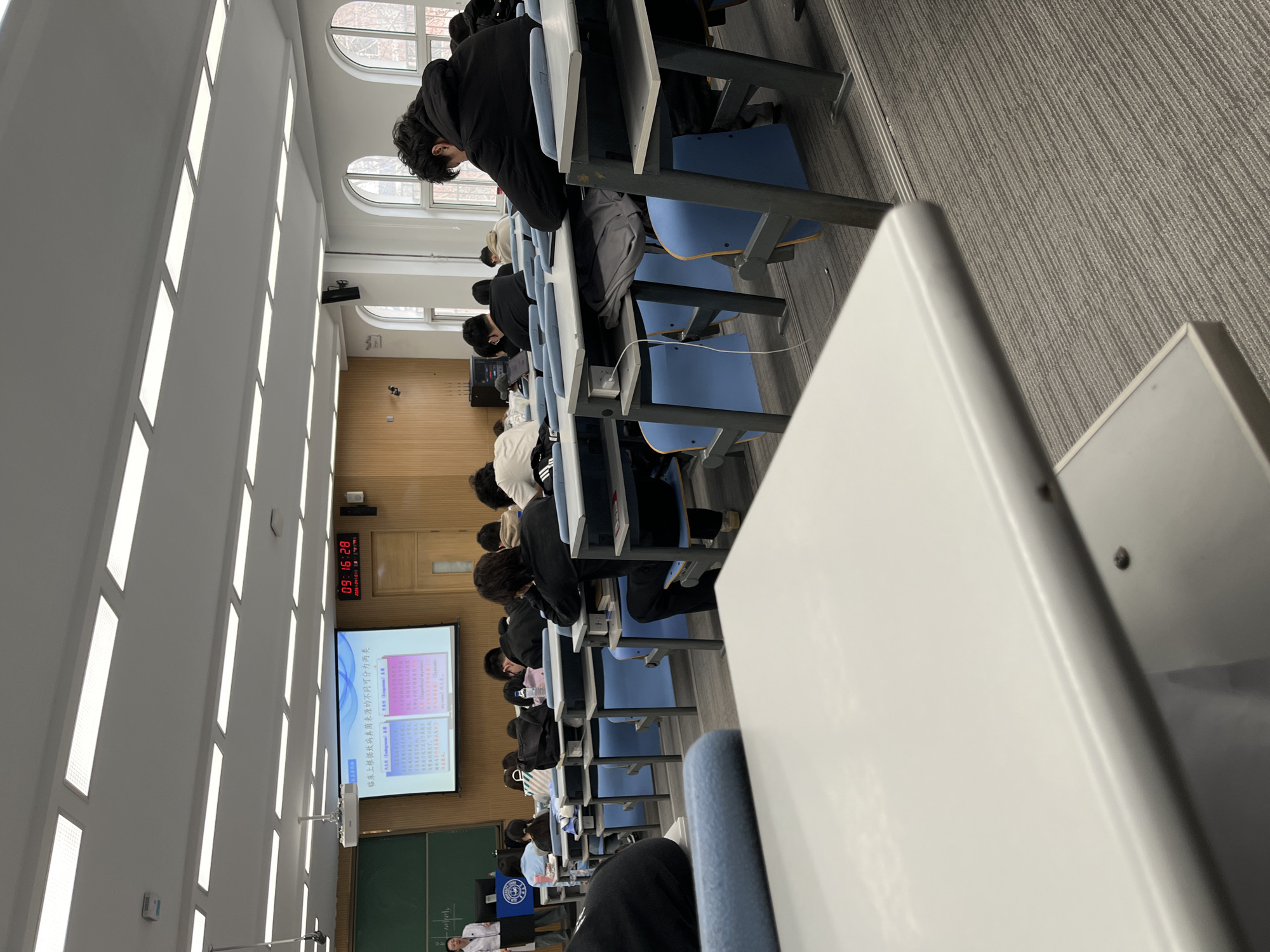 Late-night university lecture documented in Changchun classroom