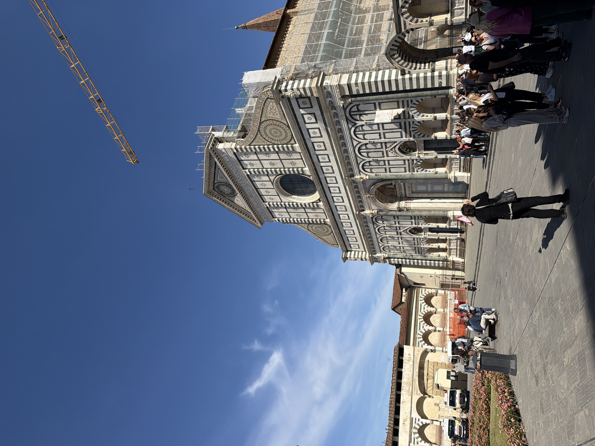 Morning scenes documented across central Florence include landmarks, vendors, emergency vehicles