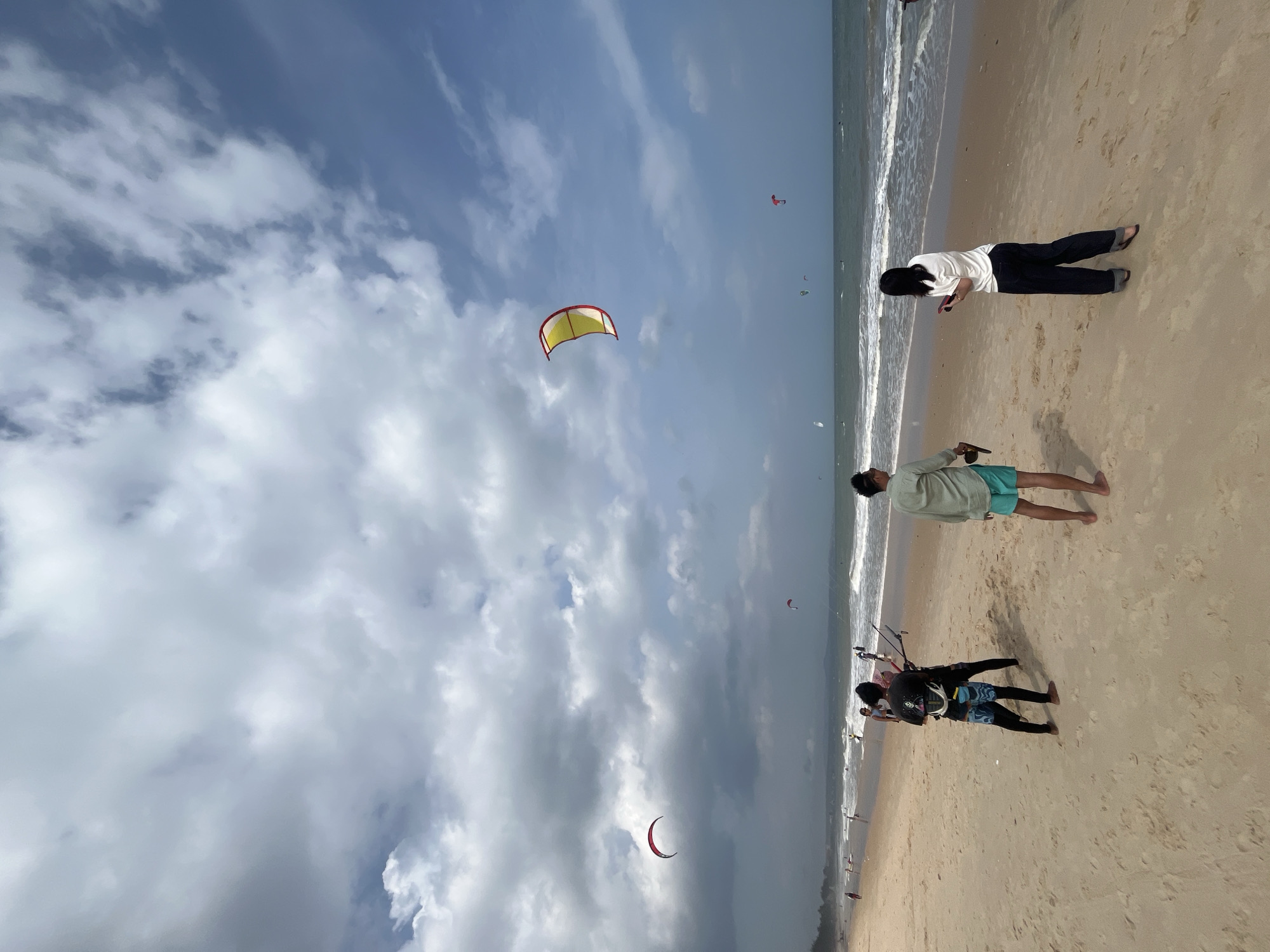 Kitesurfing session in full swing at Mũi Né beach