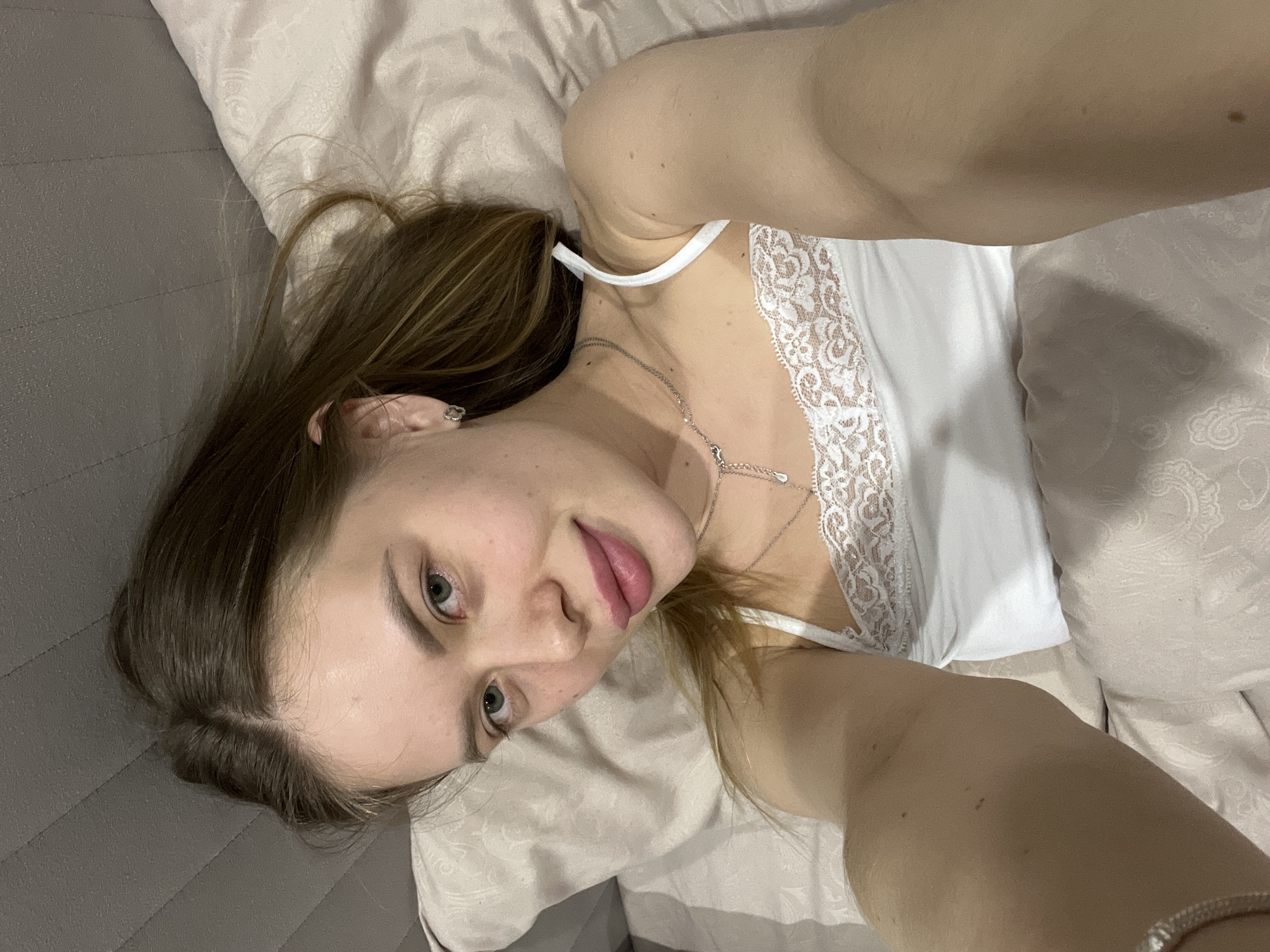 Domestic moments captured across Chaikovsky homes during April afternoon